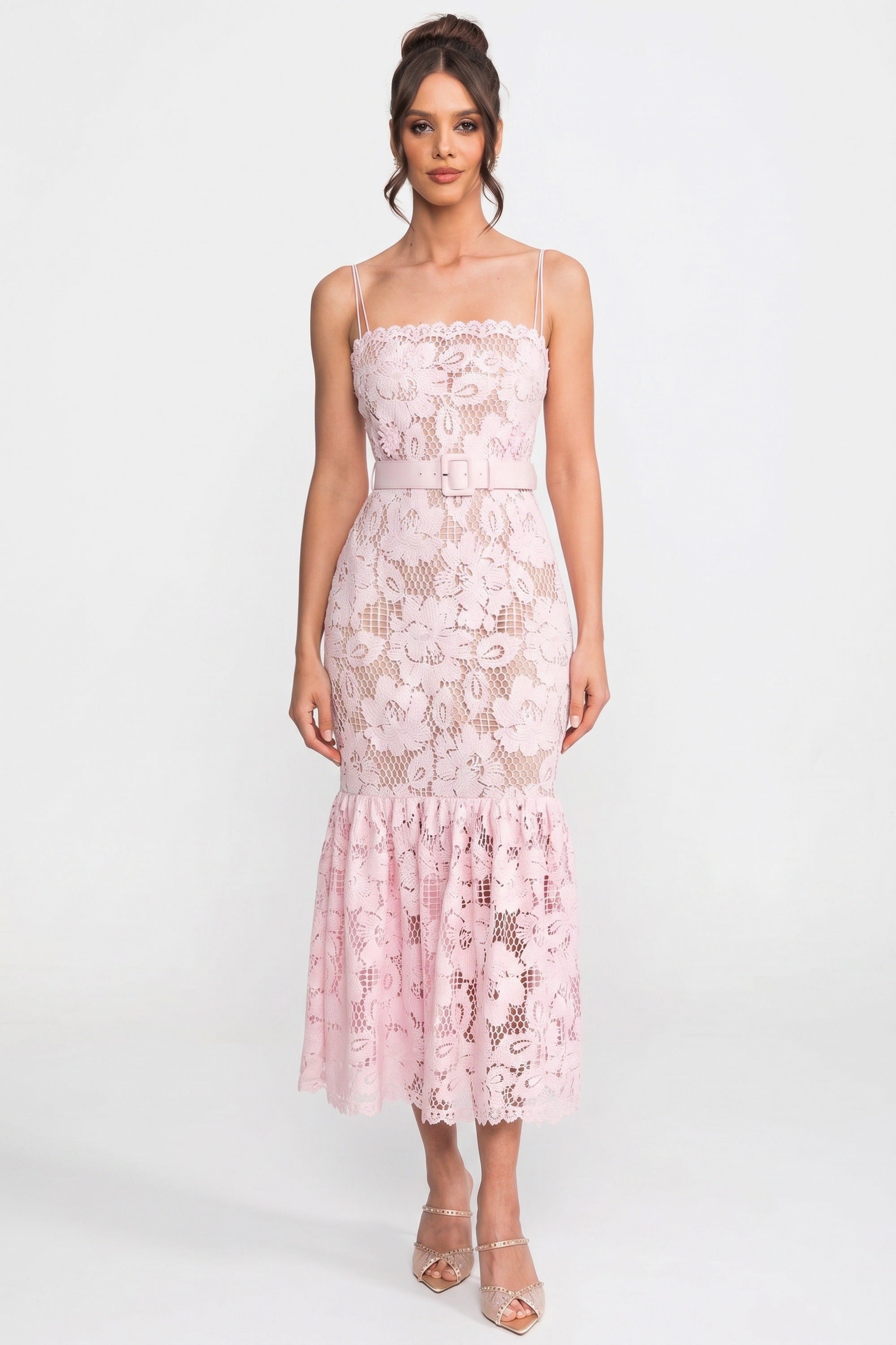 Spitzen-Midikleid mit tailliertem Gürtel und ausgestelltem Saum - Pink 