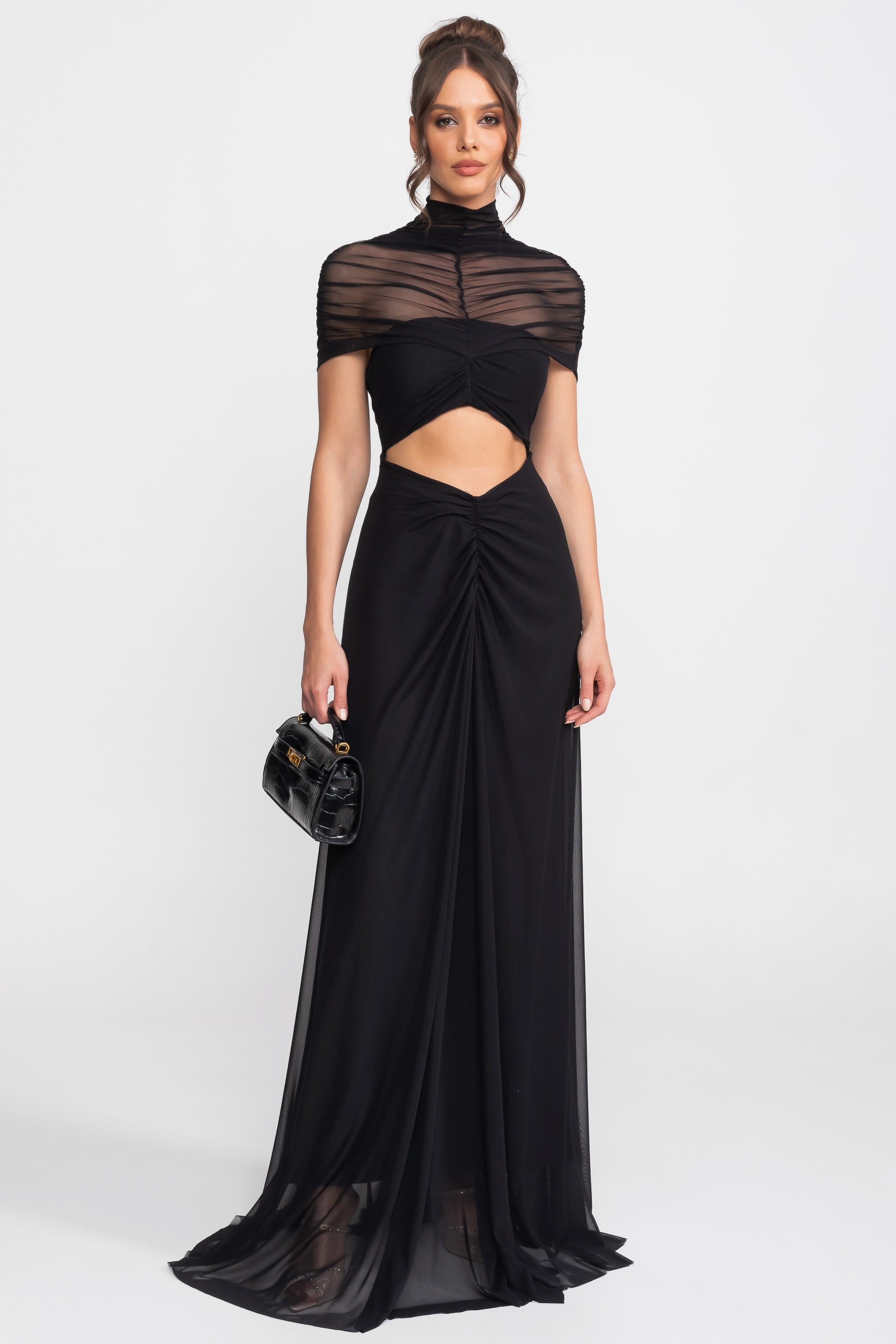 Maxikleid mit gerafftem Carmenausschnitt und Cut-Out an der Taille – Schwarz 