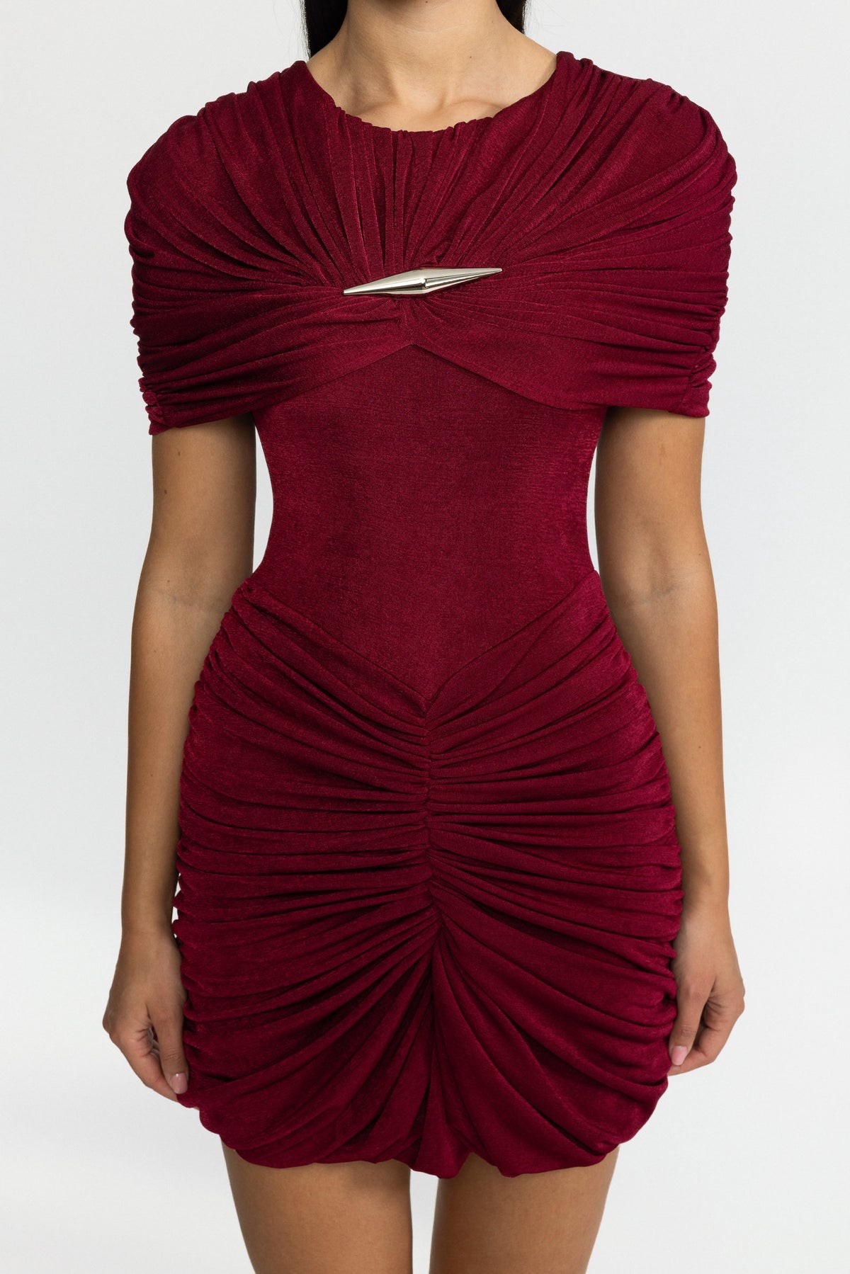 Gerafftes Mini-Cape-Kleid in Drapé-Optik - Weinrot 