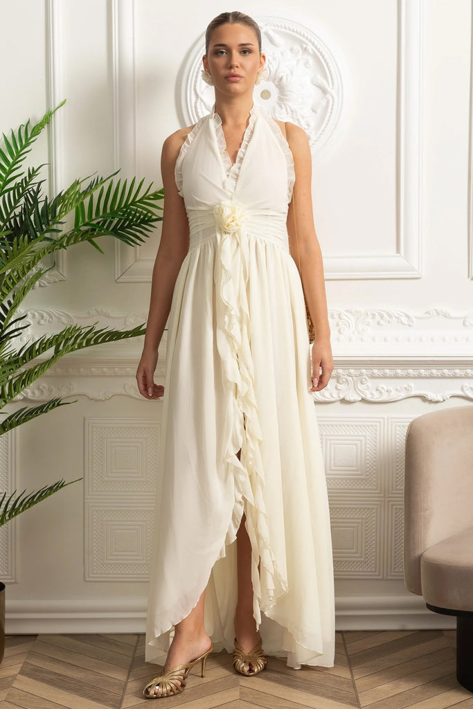 Maxikleid mit Rüschen und Neckholder, verziert mit einer Rosetten-Schleife - Ivoire 