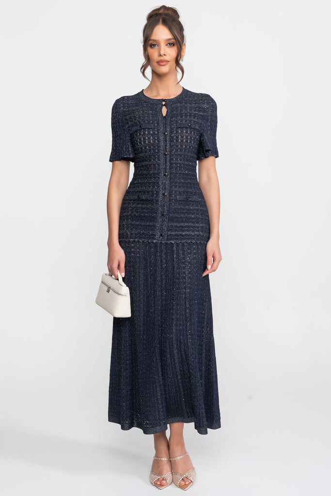 Midi-Kleid mit kurzen Ärmeln und schimmernder Strickstruktur - Navy 