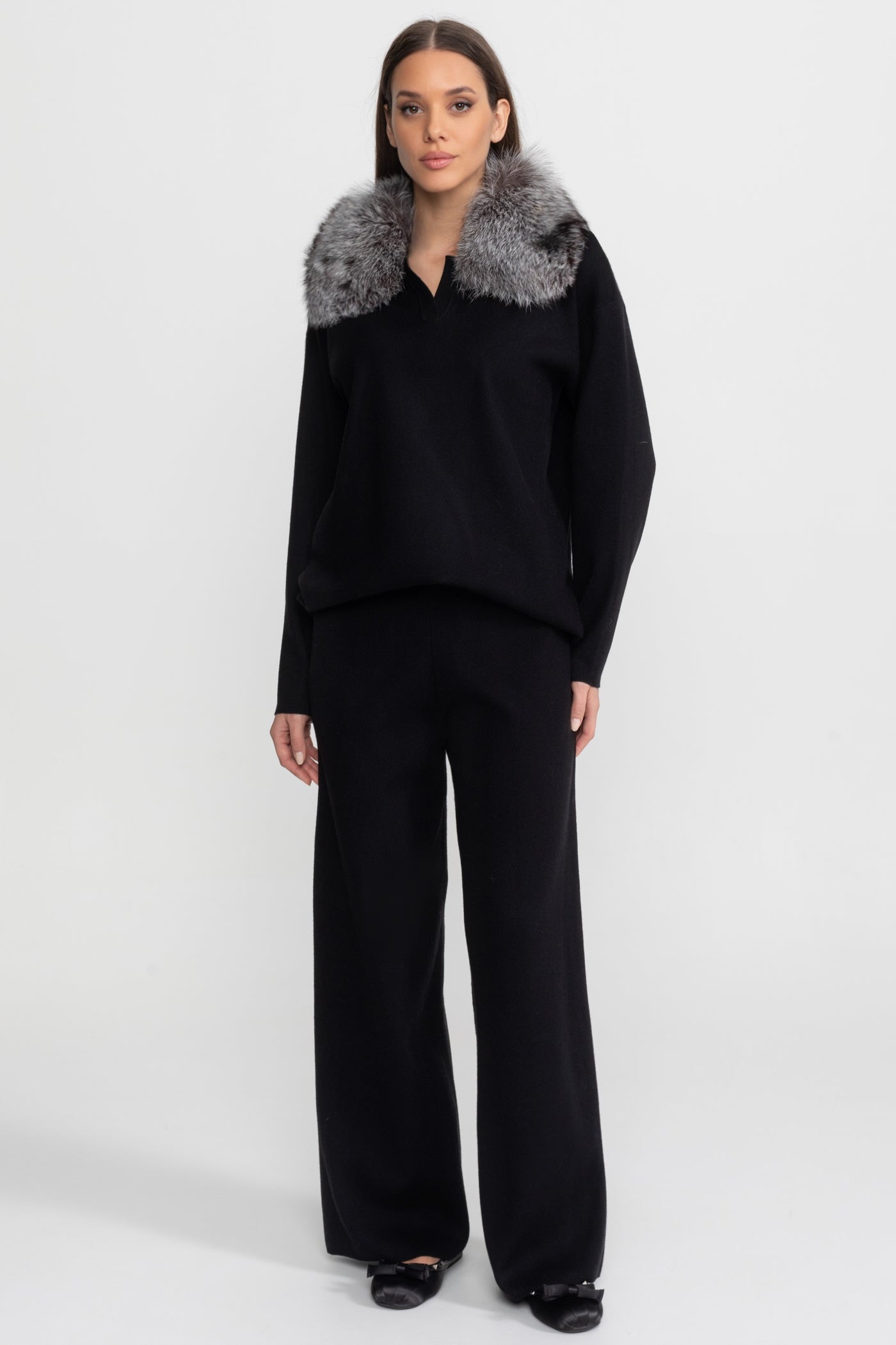 Knit Lounge Co-Ord Set with Fox Fur Collar – Black/Grey