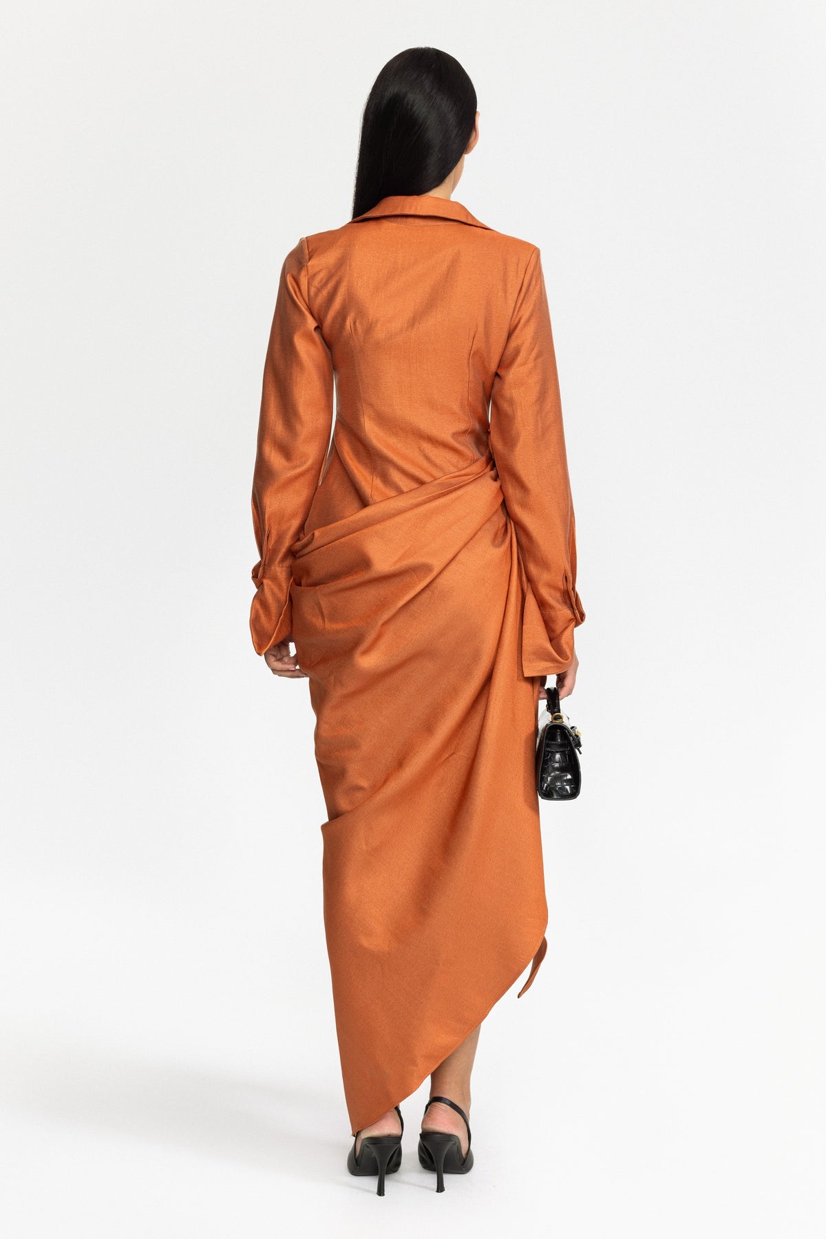 Maxikleid mit tiefem Ausschnitt, Drapierung und Wickeldesign - Burnt Orange 