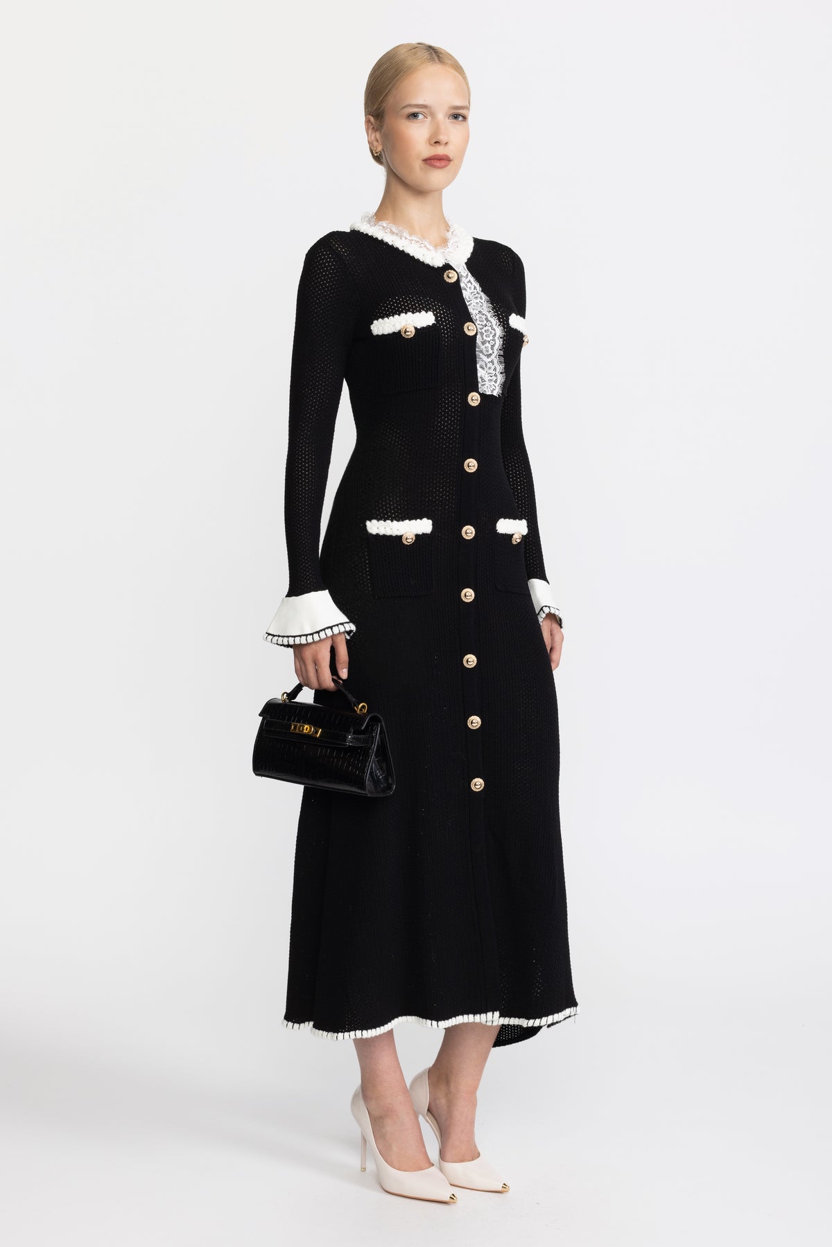 Midi-Kleid aus Pointelle-Strick mit Spitzenbesatz und Knopfleiste - Schwarz 