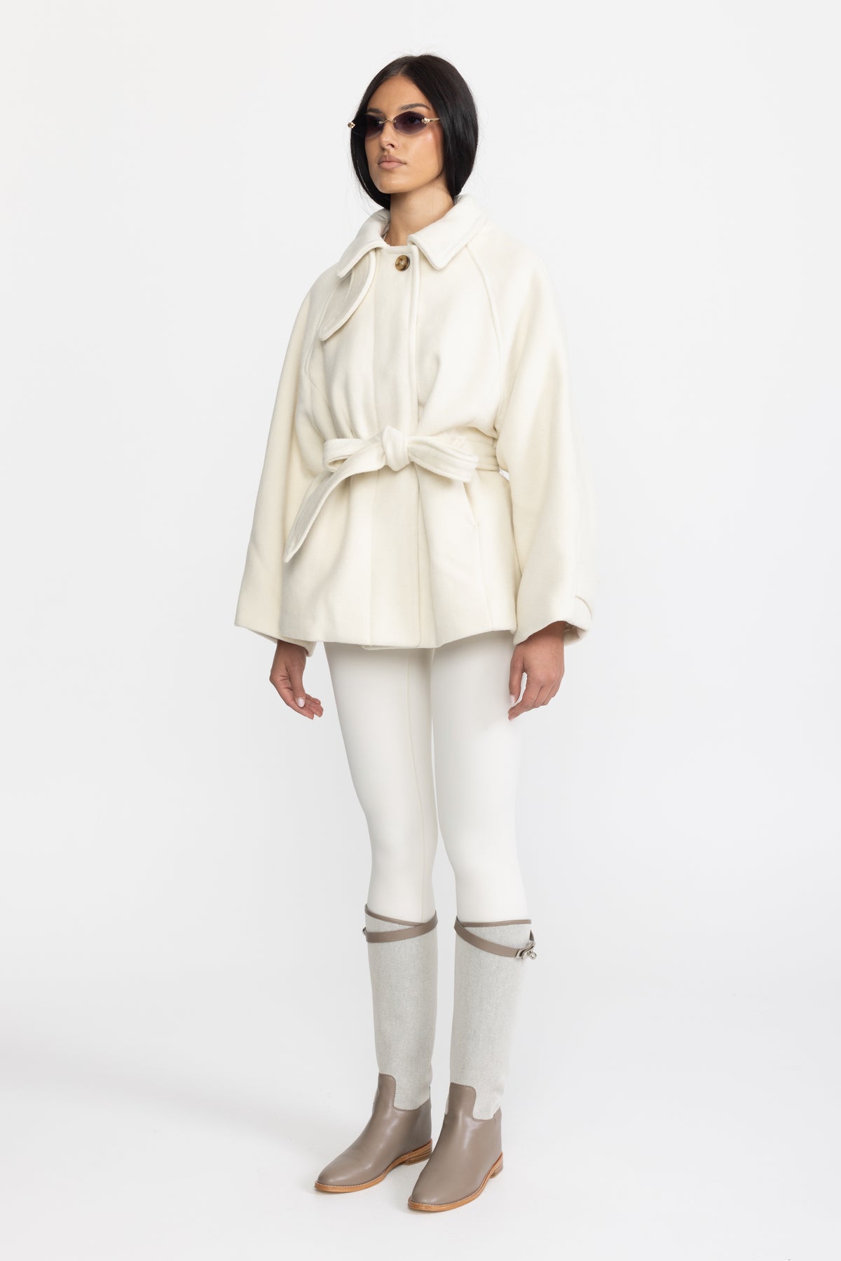 Swing-Jacke aus Wolle und Kaschmir mit Gürtel - Ivoire 