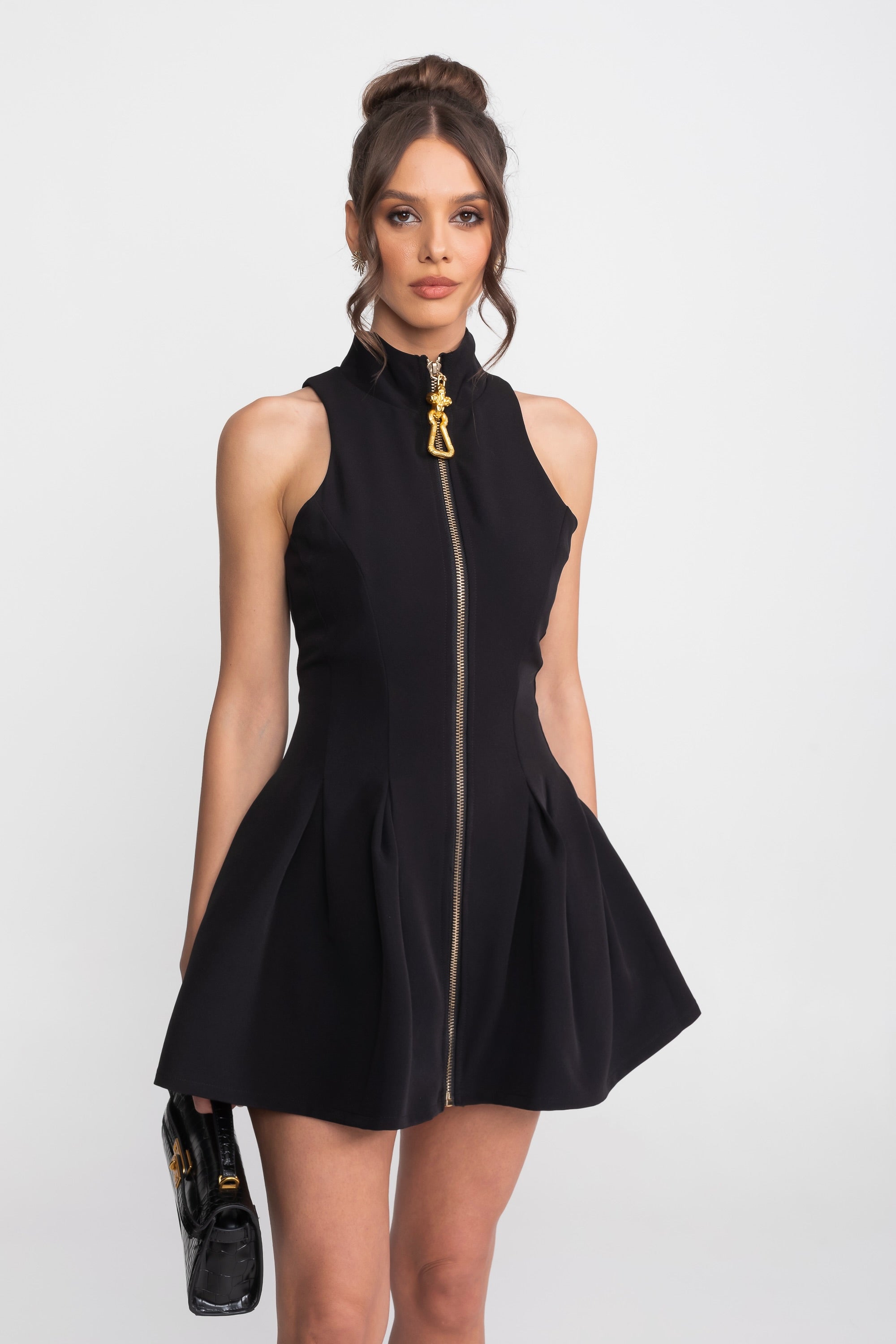 Ärmelloses Mini-Kleid mit goldenem Frontreißverschluss - Schwarz 