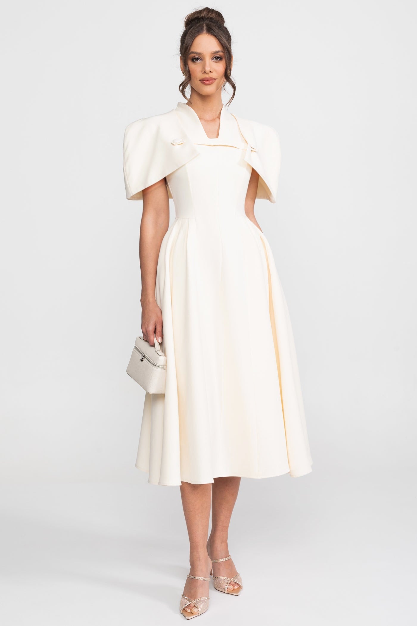 A-Linien-Midikleid mit strukturierten Cape-Schultern - Creme 