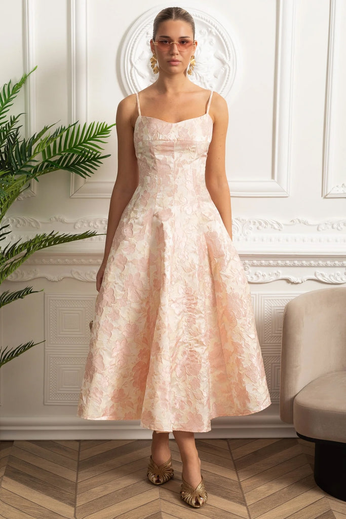 Jacquard-Midikleid mit floralem Motiv und Spaghettiträgern - Blush Pink 