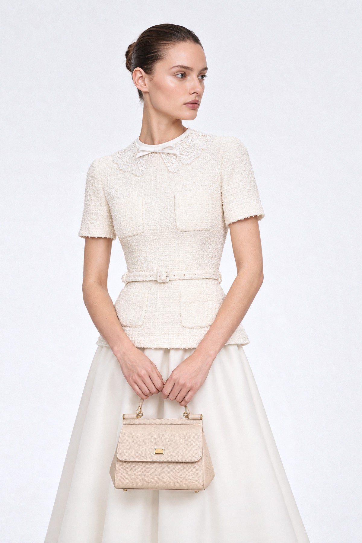 Tweed-Peplum-Midi-Kleid mit Spitzenkragen - Ivoire 