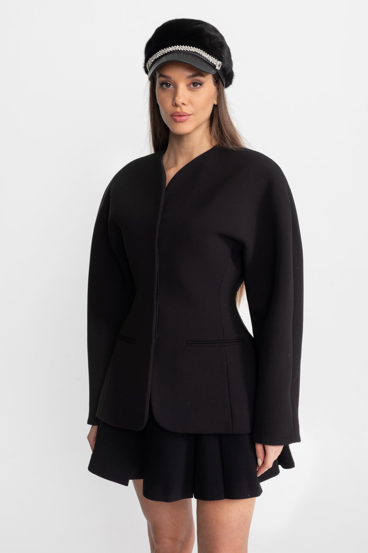 Minimalist Tailored Blazer with Clean Collarless Design – Black