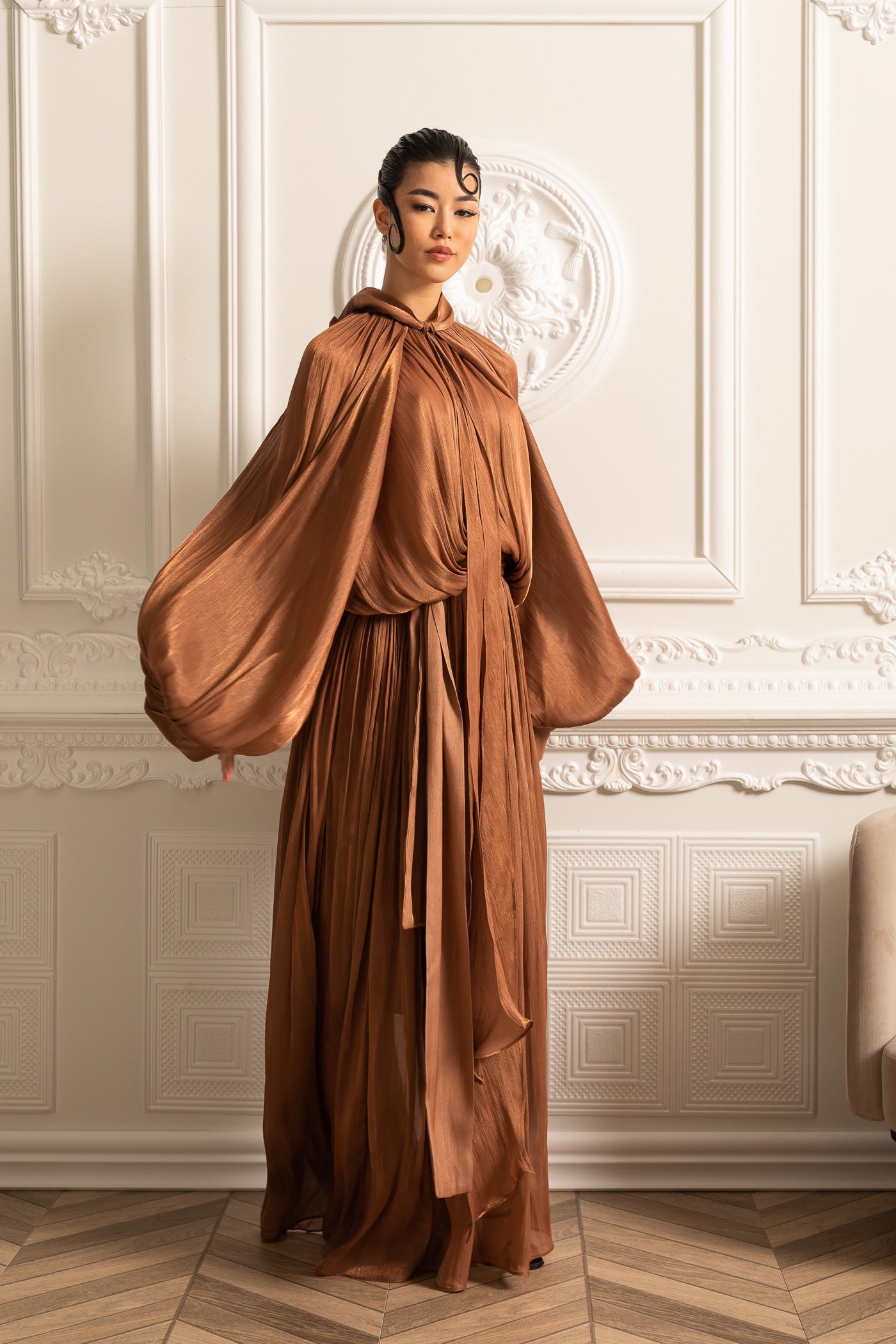 Elegant Gown With Voluminous Sleeves And Flowing Silhouette - Brown