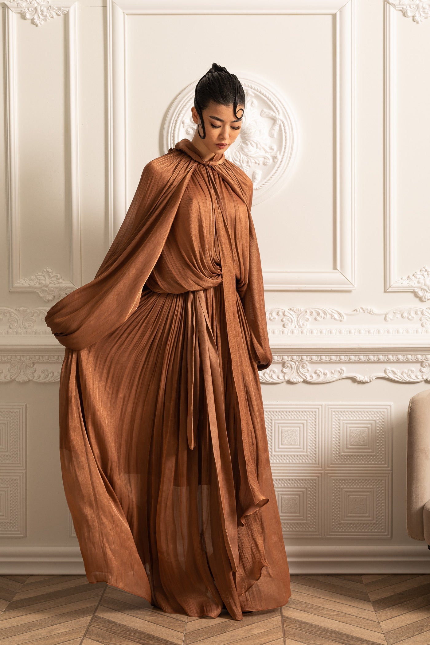 Elegant Gown With Voluminous Sleeves And Flowing Silhouette - Brown