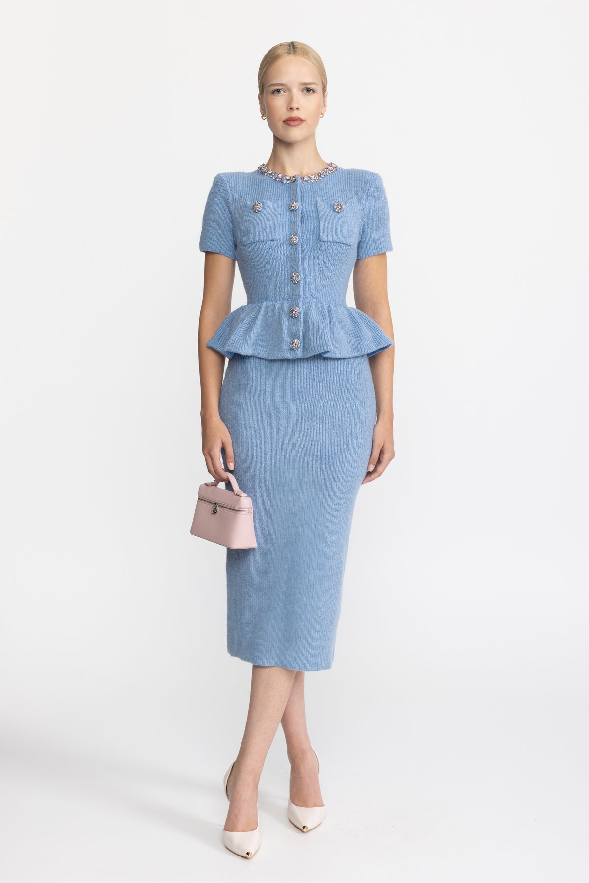 Midi-Strickkleid mit Kristallverzierung und Schößchen - Hellblau 