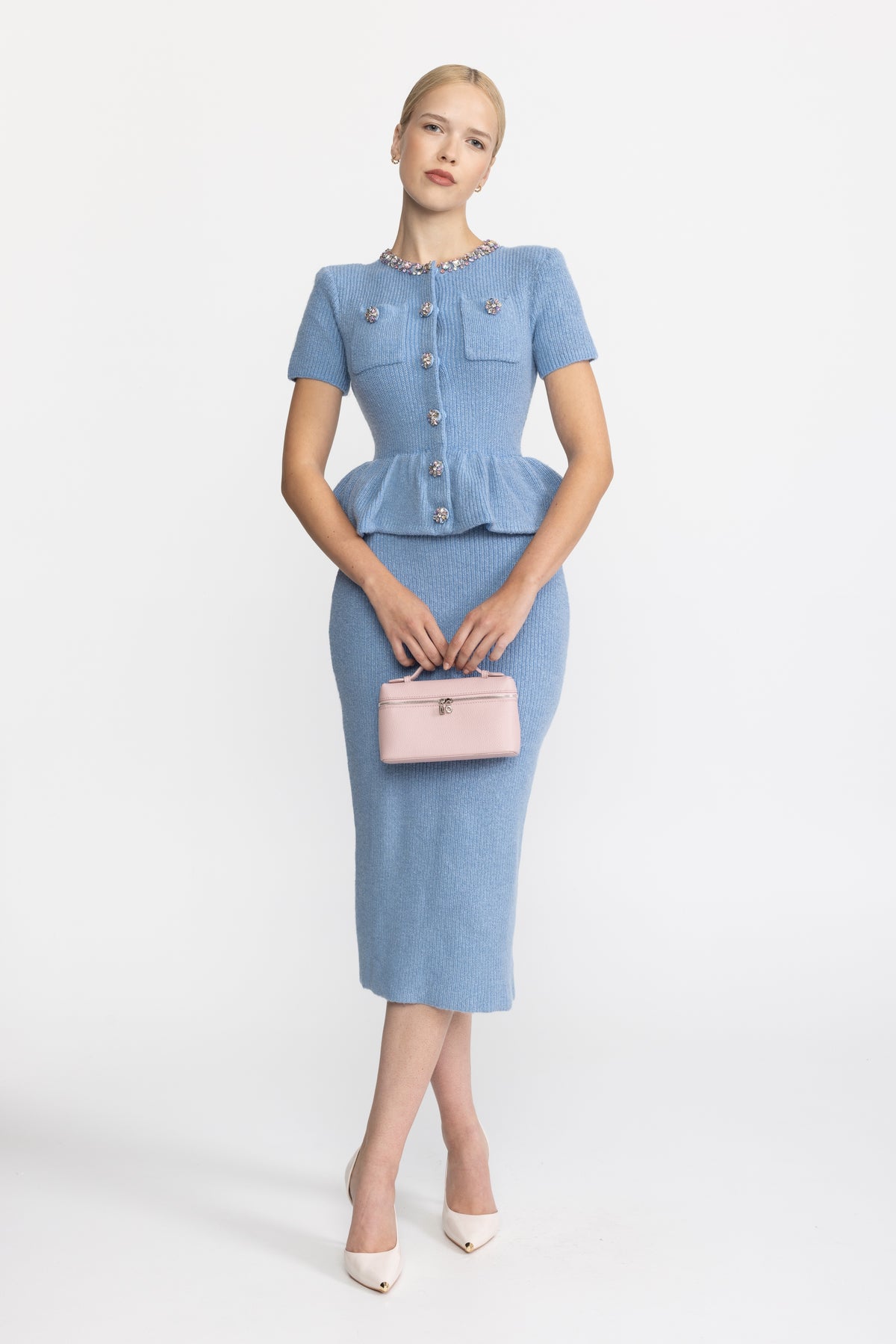 Midi-Strickkleid mit Kristallverzierung und Schößchen - Hellblau 