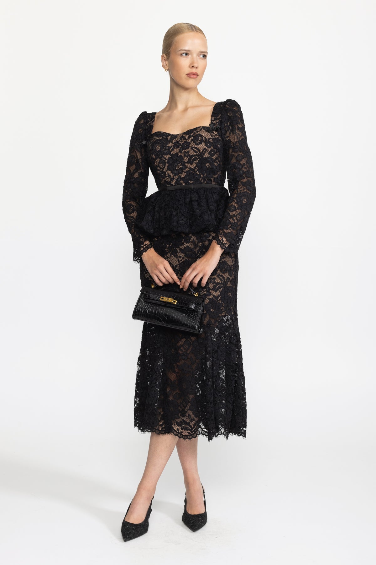 Peplum-Midikleid aus Spitze mit herzförmigem Ausschnitt und Puffärmeln - Schwarz 