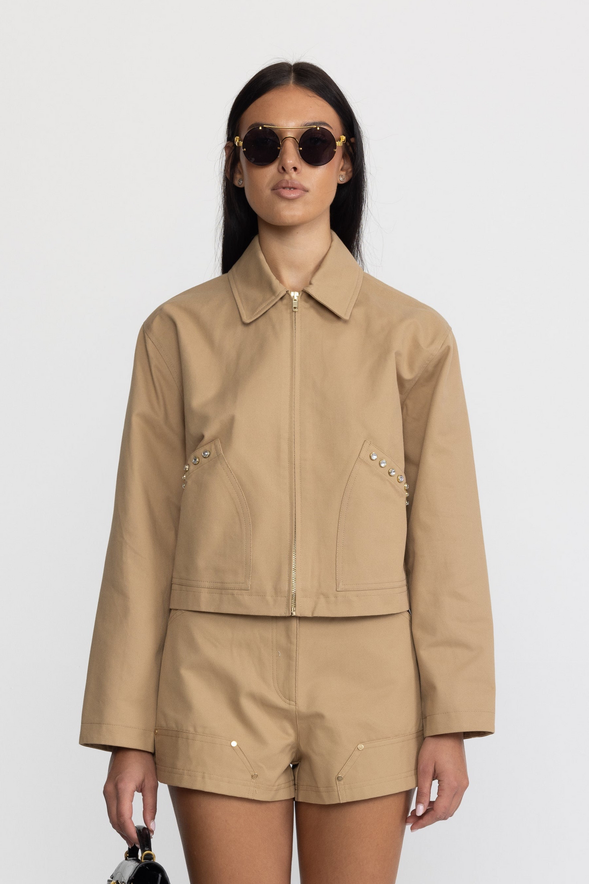 Verkürzte Canvas-Jacke mit Reißverschluss und Kristallnieten - Khaki 