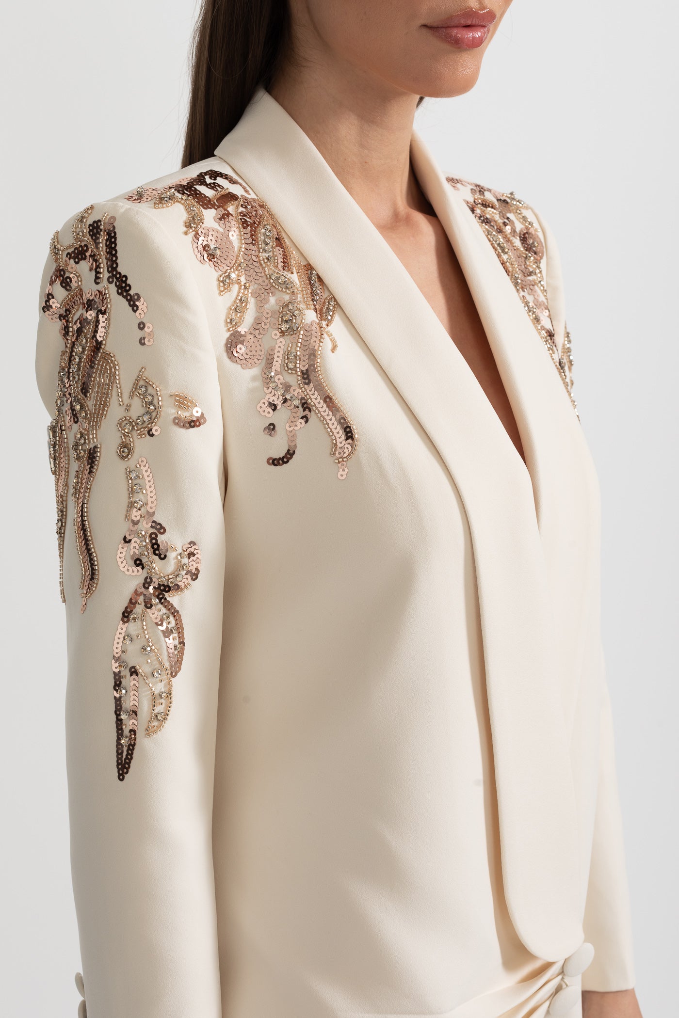 Draping Blazer With Intricate Shoulder Embroidery - Ivoire