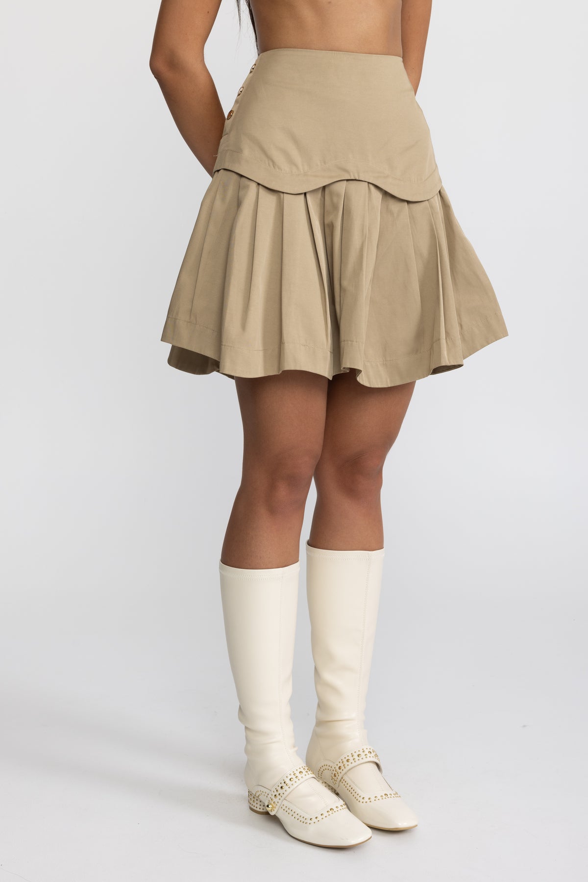Minirock mit Muschelsaum an der Passeefalte - Khaki 