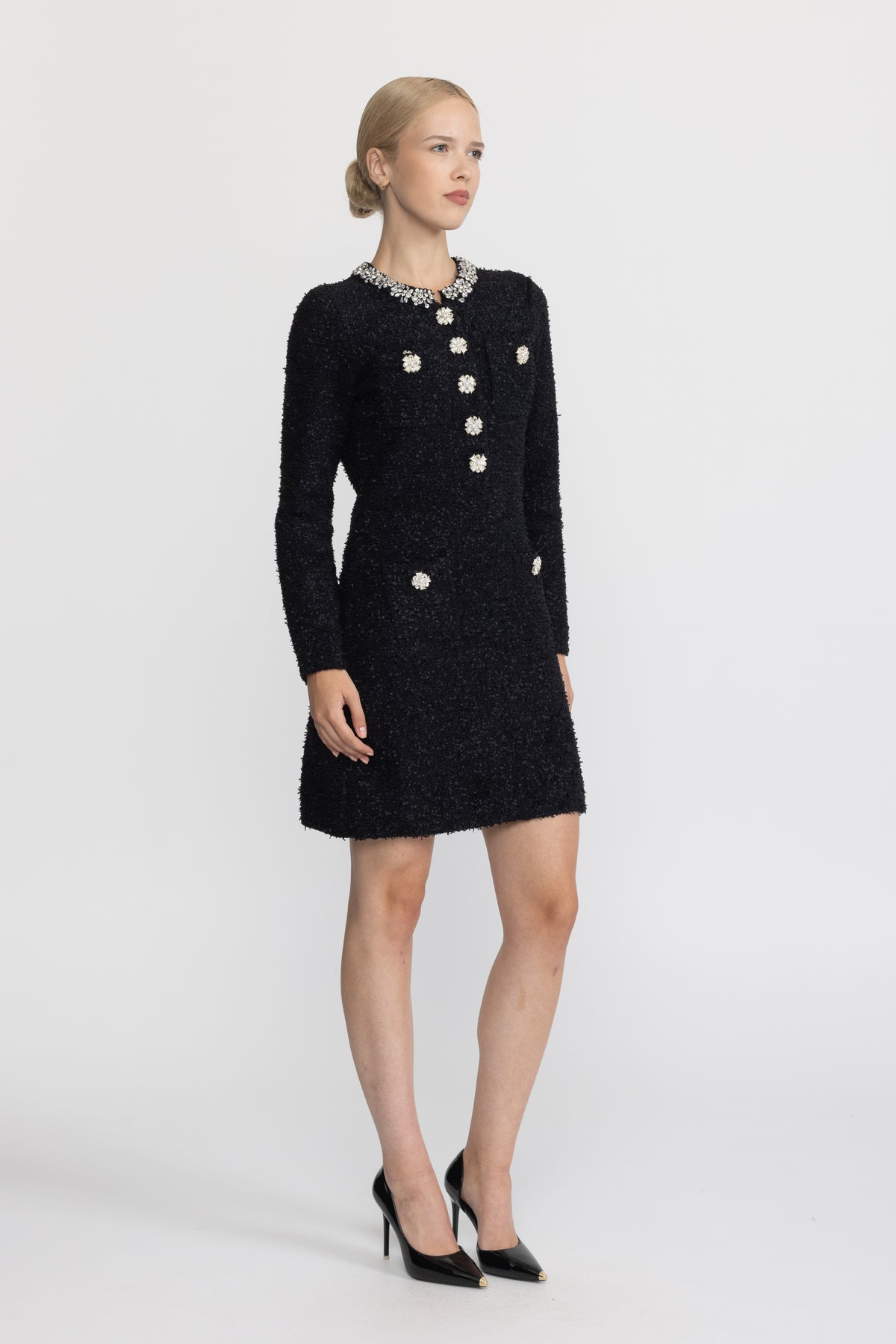 Mini-Kleid aus Bouclé-Strick mit Kristallbesatz - Schwarz 