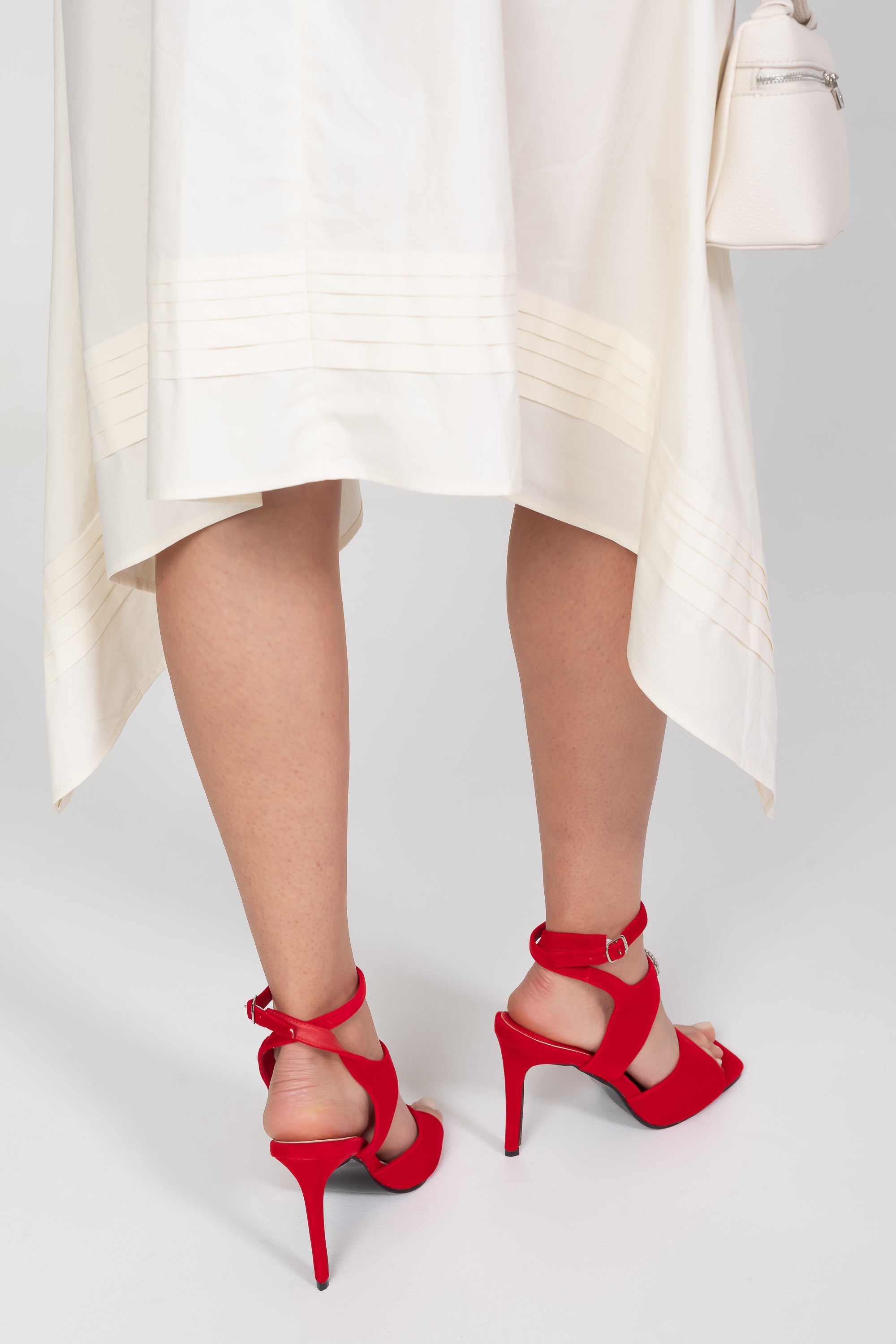 Wildleder High Heel Sandalen mit kristallverziertem Detail - Rot 