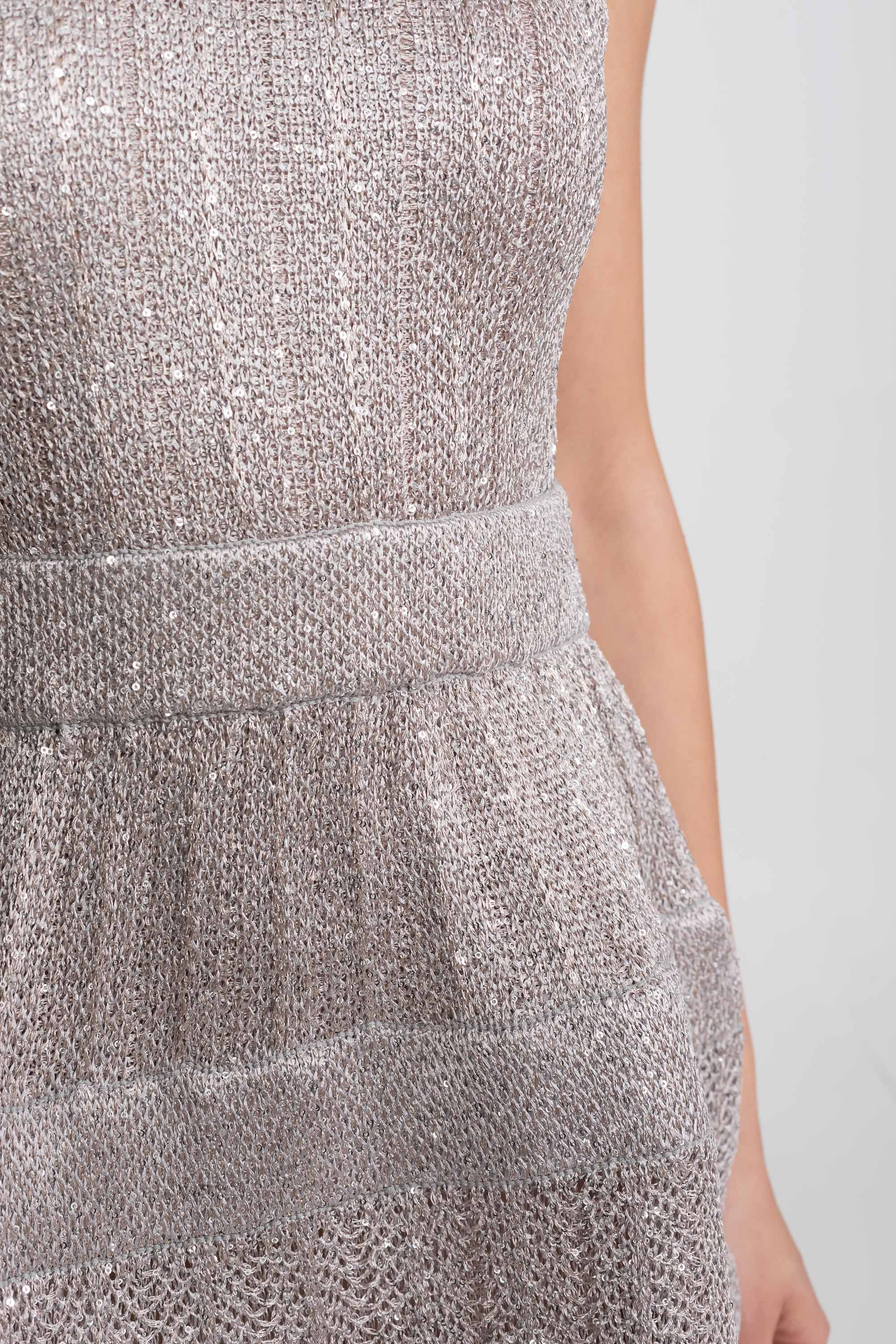 Mini-Kleid mit Pailletten, Cap-Ärmeln und gestuftem Rüschenrock – Silber 