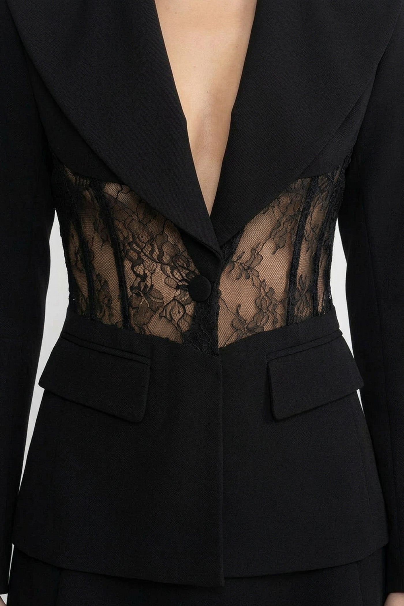 Maßgeschneiderter Blazer mit langen Ärmeln und transparenten Spitzen-Taillenpaneelen – Schwarz 