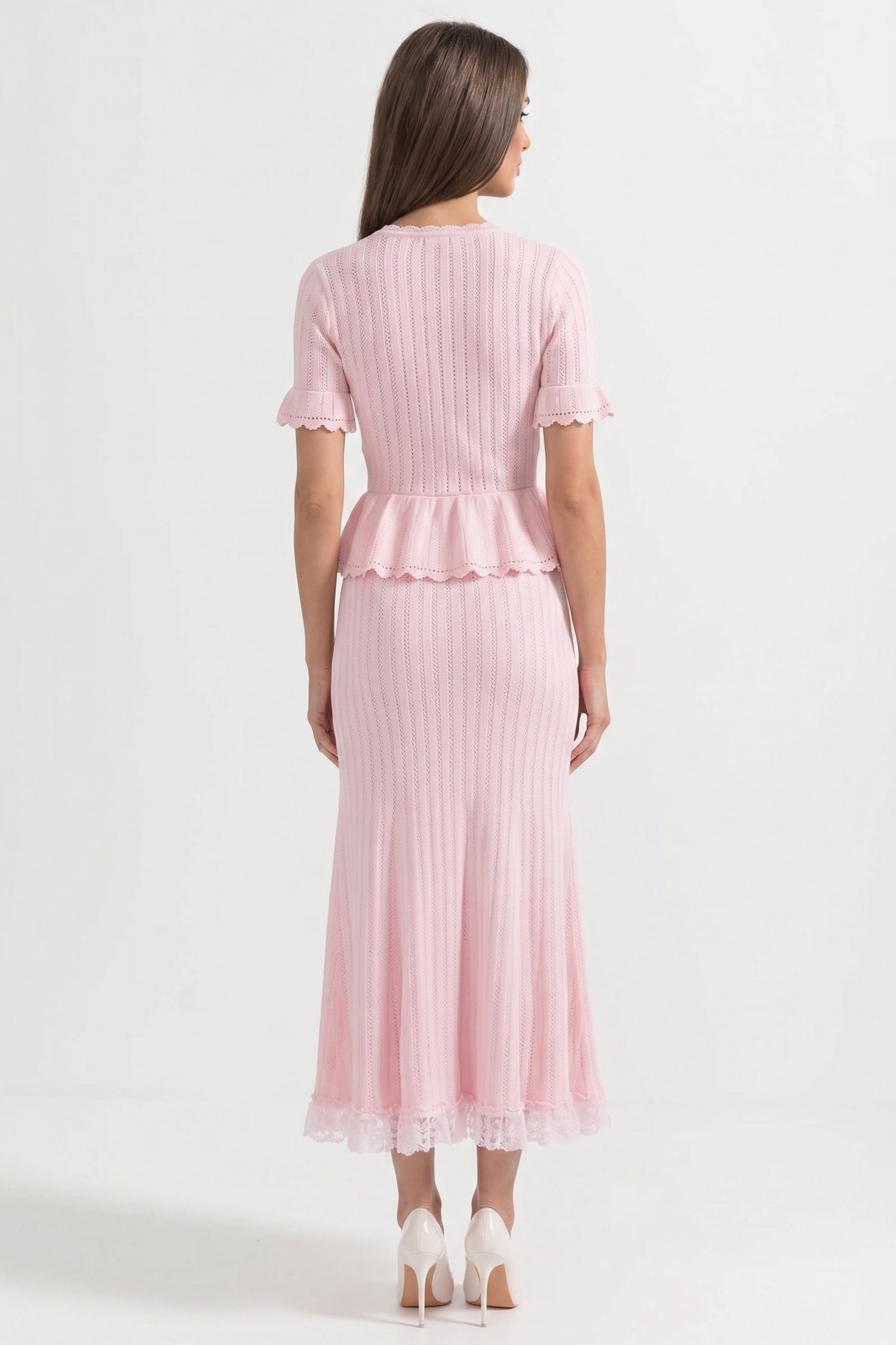 Strick-Maxikleid mit Peter-Pan-Kragen und Peplum mit Spitzensaum - Pink 
