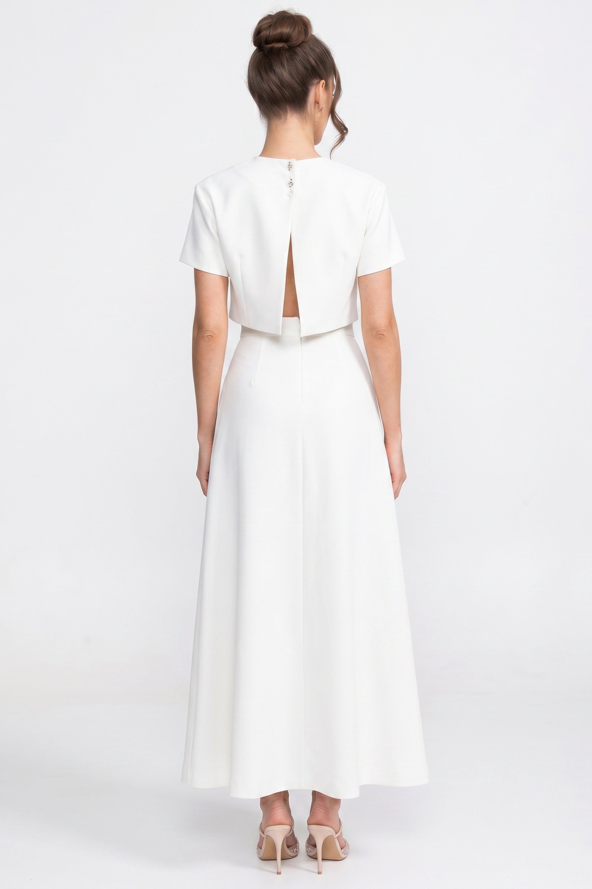 Kurzärmliges Co-Ord-Set mit Blumenmuster, Crop-Top und Maxirock – Weiß 