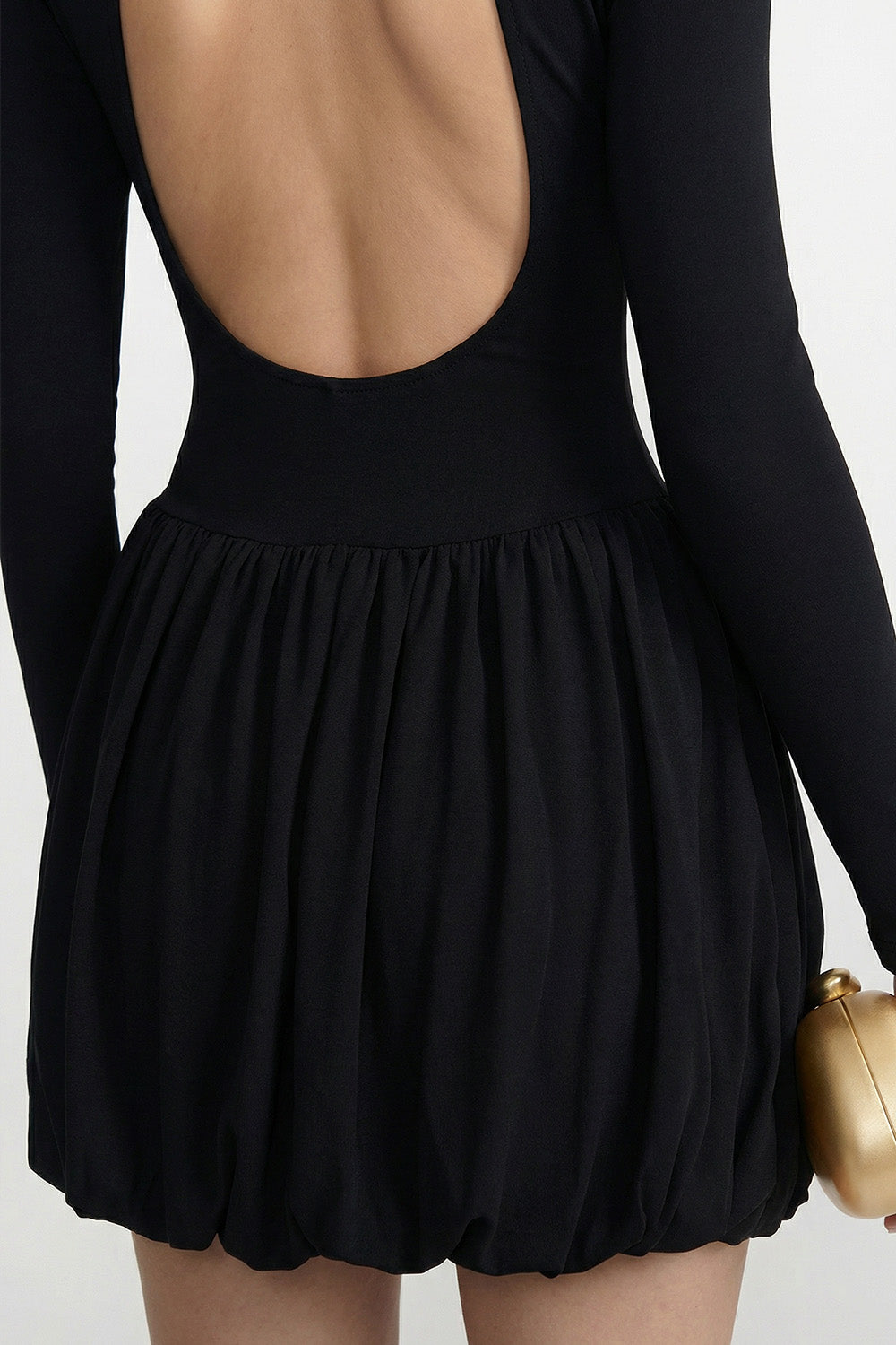 Langärmeliges Minikleid mit drapiertem Bubble-Rock – Schwarz 