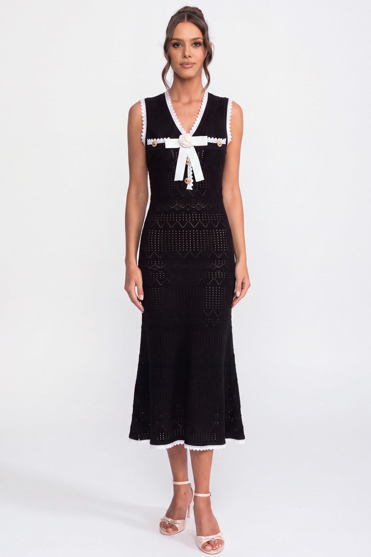 Crochet-Strick-Midikleid mit schwarzer Einfassung und Schleife - Schwarz 