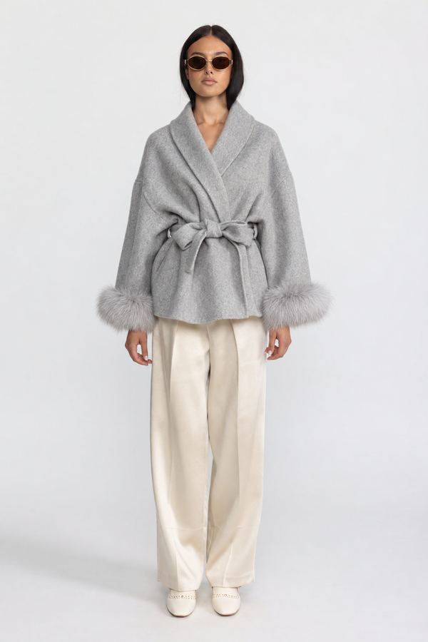 Wickeljacke aus Wollmischung mit Manschetten aus Fuchspelz - Grau 