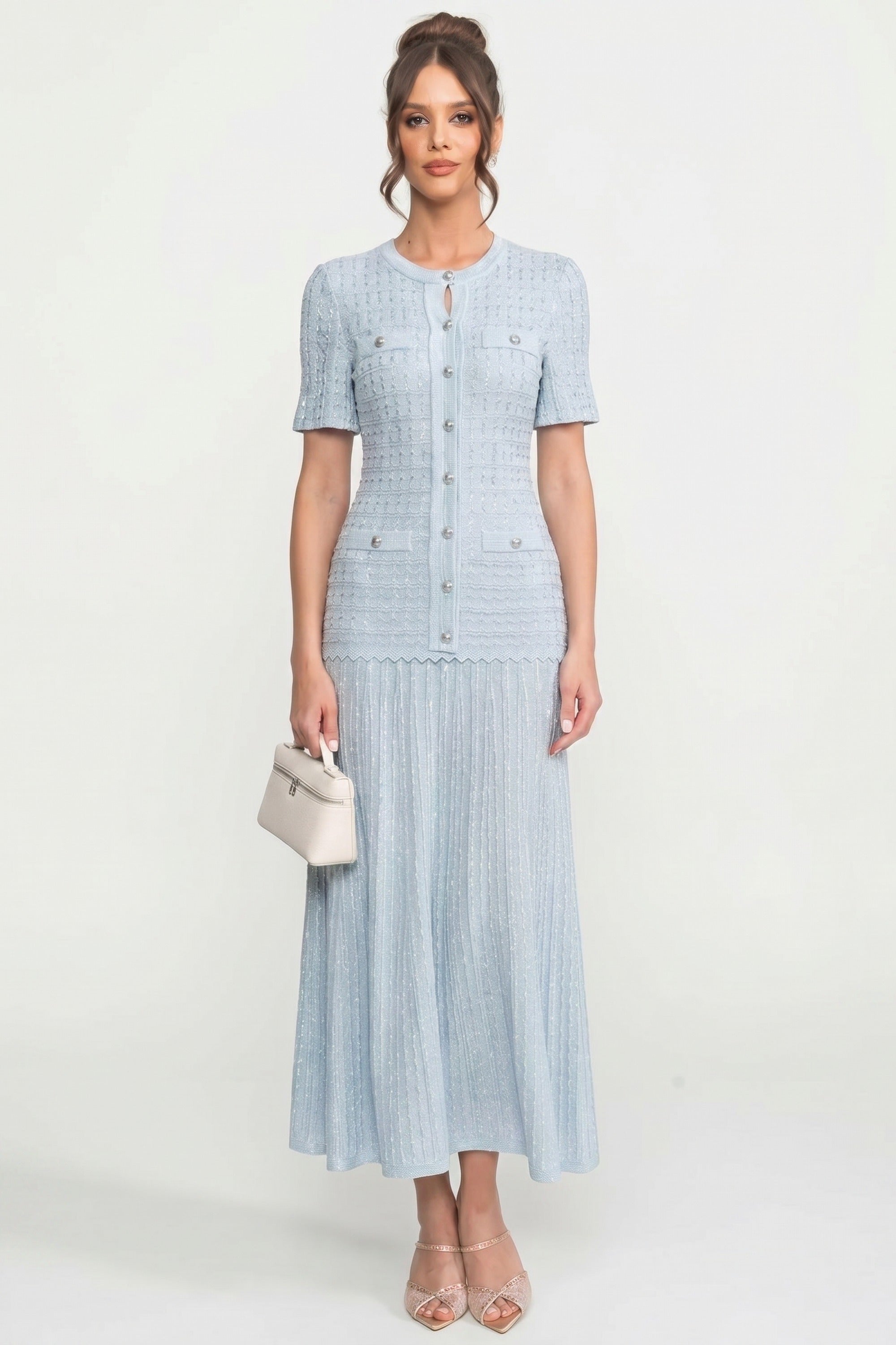 Midi-Kleid mit kurzen Ärmeln und schimmernder Stricktextur - Light Blue 