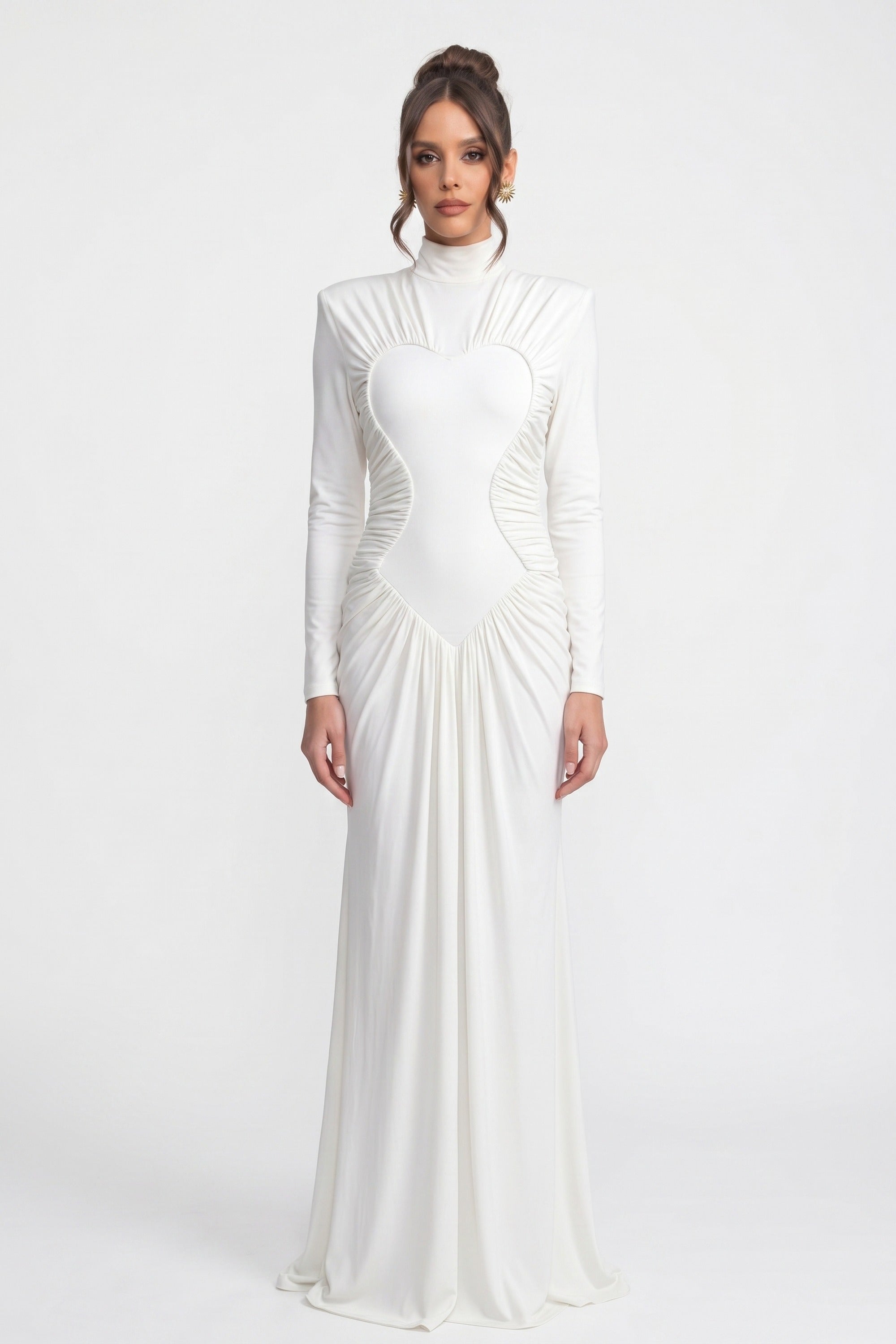 Hochgeschlossenes, langärmliges Mermaid-Abendkleid mit Raffungen und diagonaler Drapierung - Weiß 