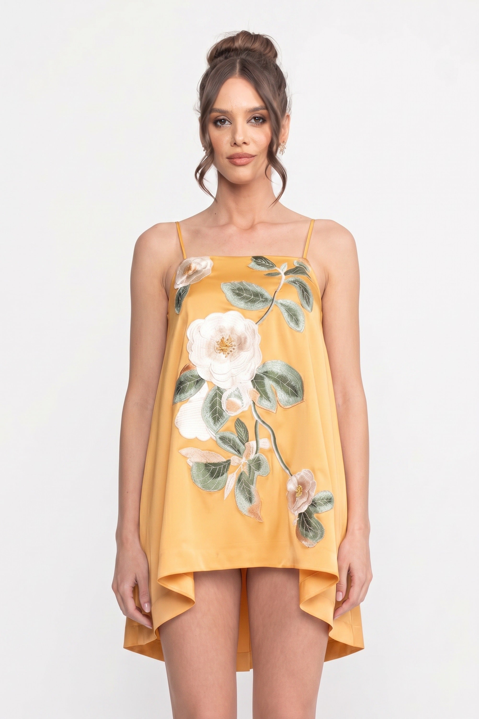 Mini-Kleid mit Spaghettiträgern, 3D-Blumenapplikation und A-Linien-Rock – Gelb 