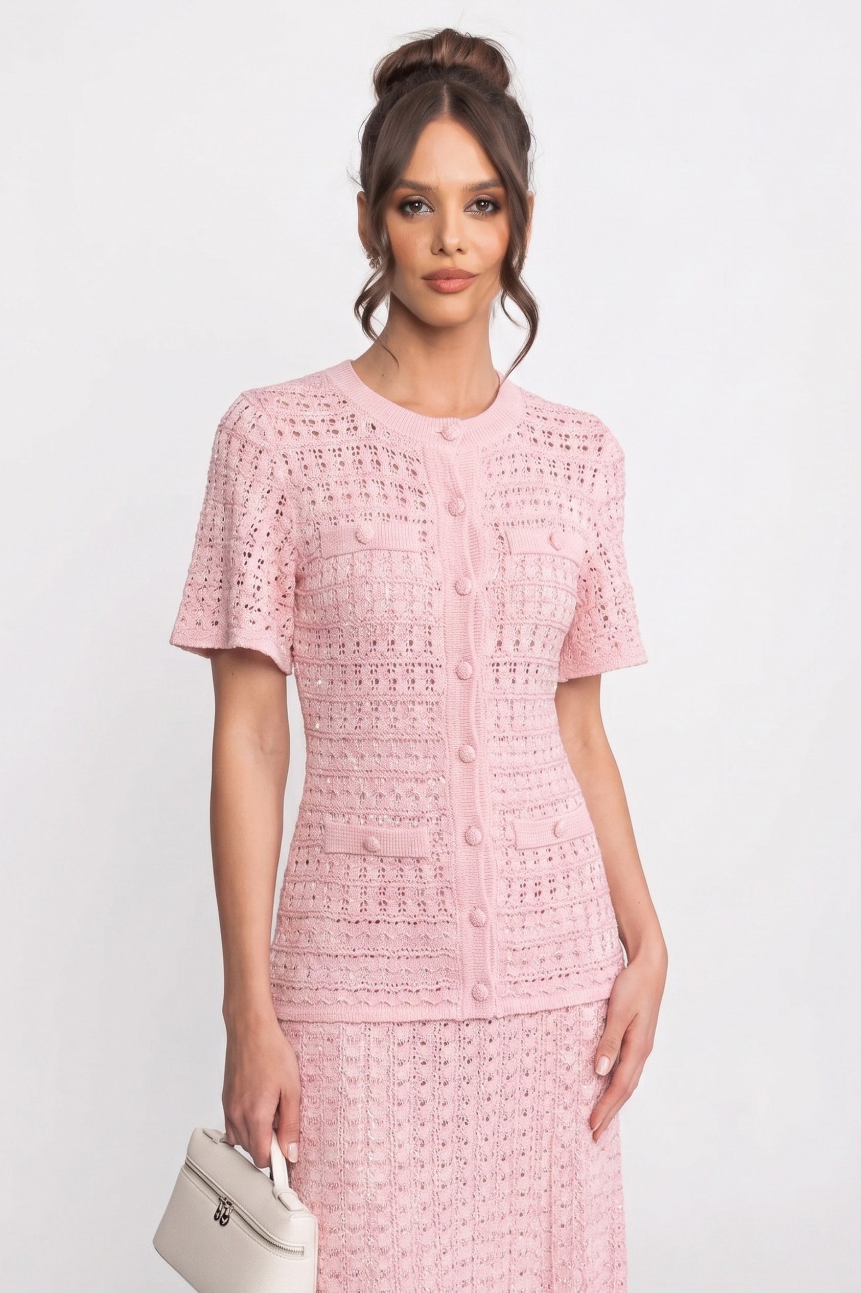 Midi-Kleid mit kurzen Ärmeln und schimmernder Strickstruktur - Pink 