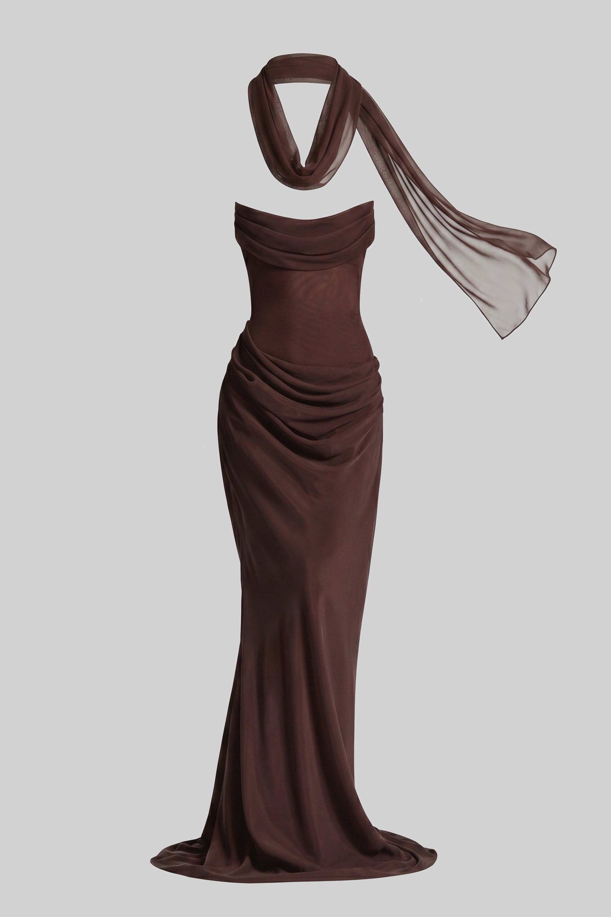 Trägerloses, drapiertes Maxi-Kleid mit Wasserfallausschnitt und transparentem Schal - Braun 