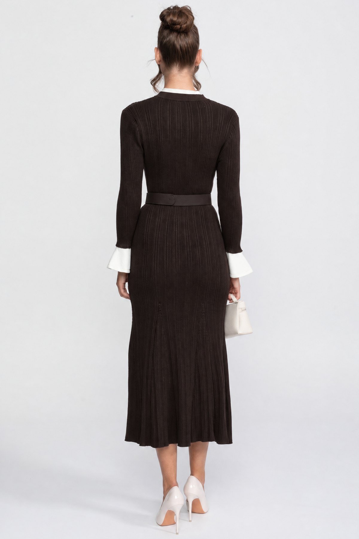 Ribbed Knit Belted Midi Dress With White Cuffs And Collar - Brown