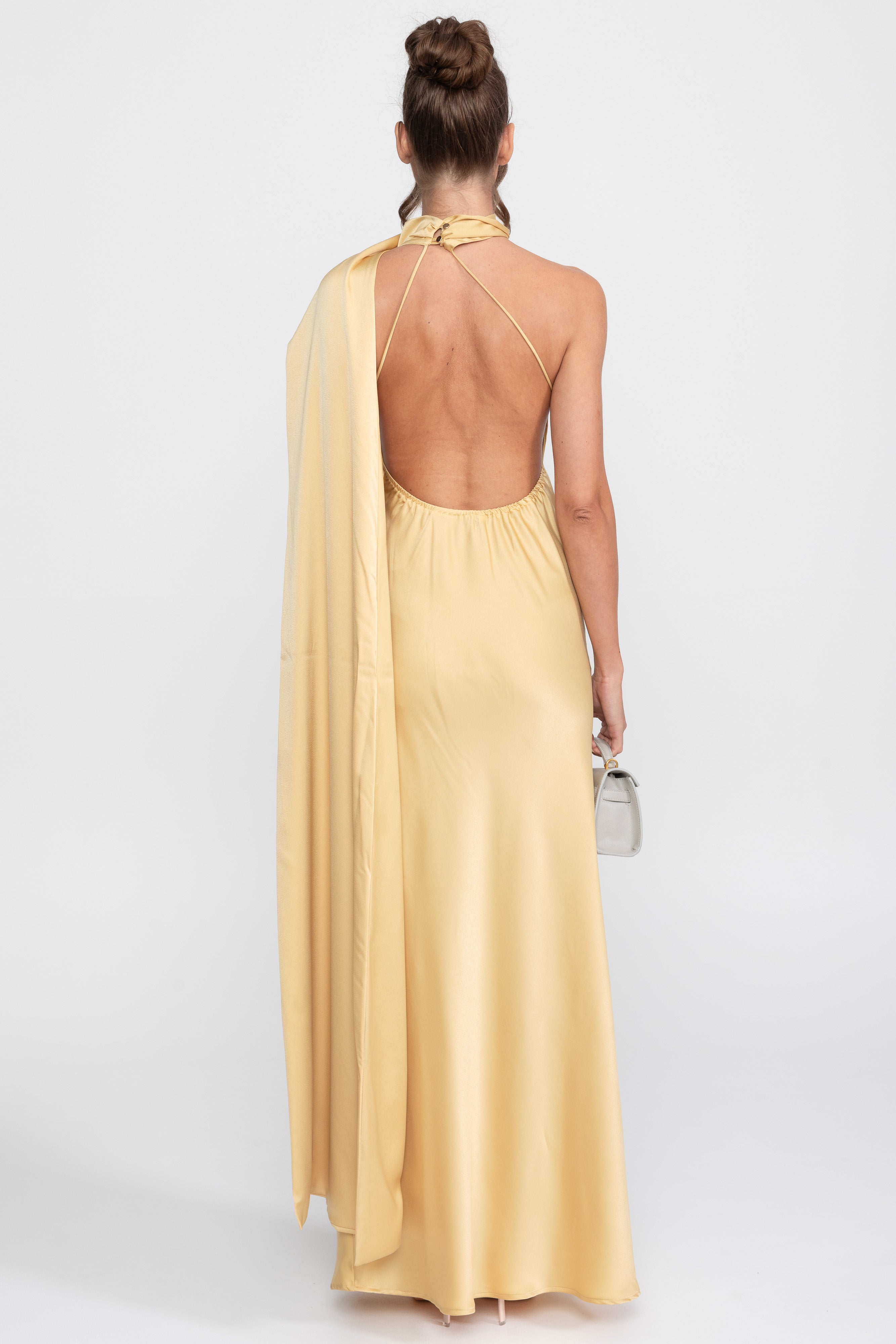 Twist-Halfter-Satin-Slip-Kleid mit asymmetrischem Ausschnitt - Gelb 