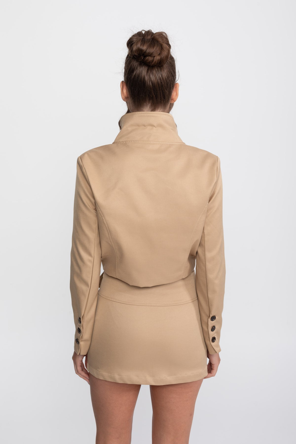 Doppelreihiges, verkürztes Jacken- und Minirock-Co-Ord-Set – Khaki 