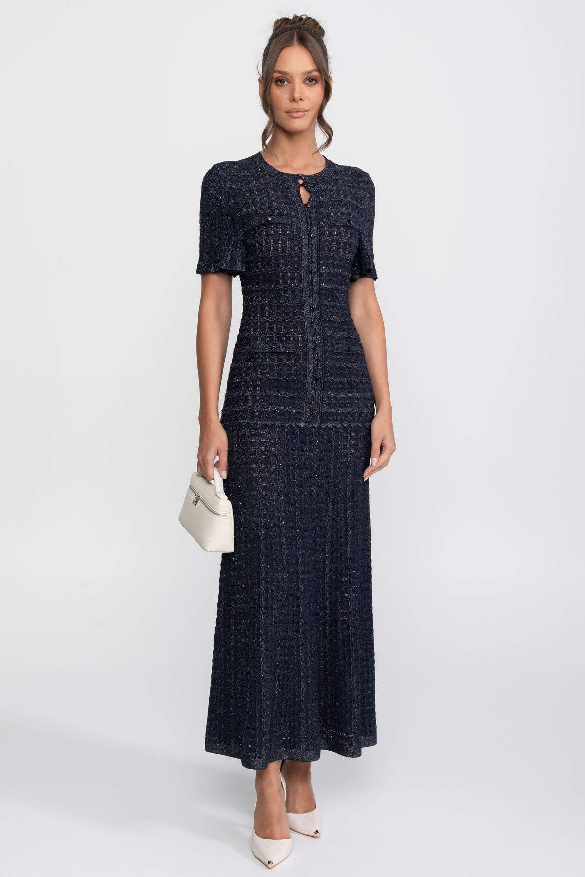 Midi-Kleid mit kurzen Ärmeln und schimmernder Strickstruktur - Navy 