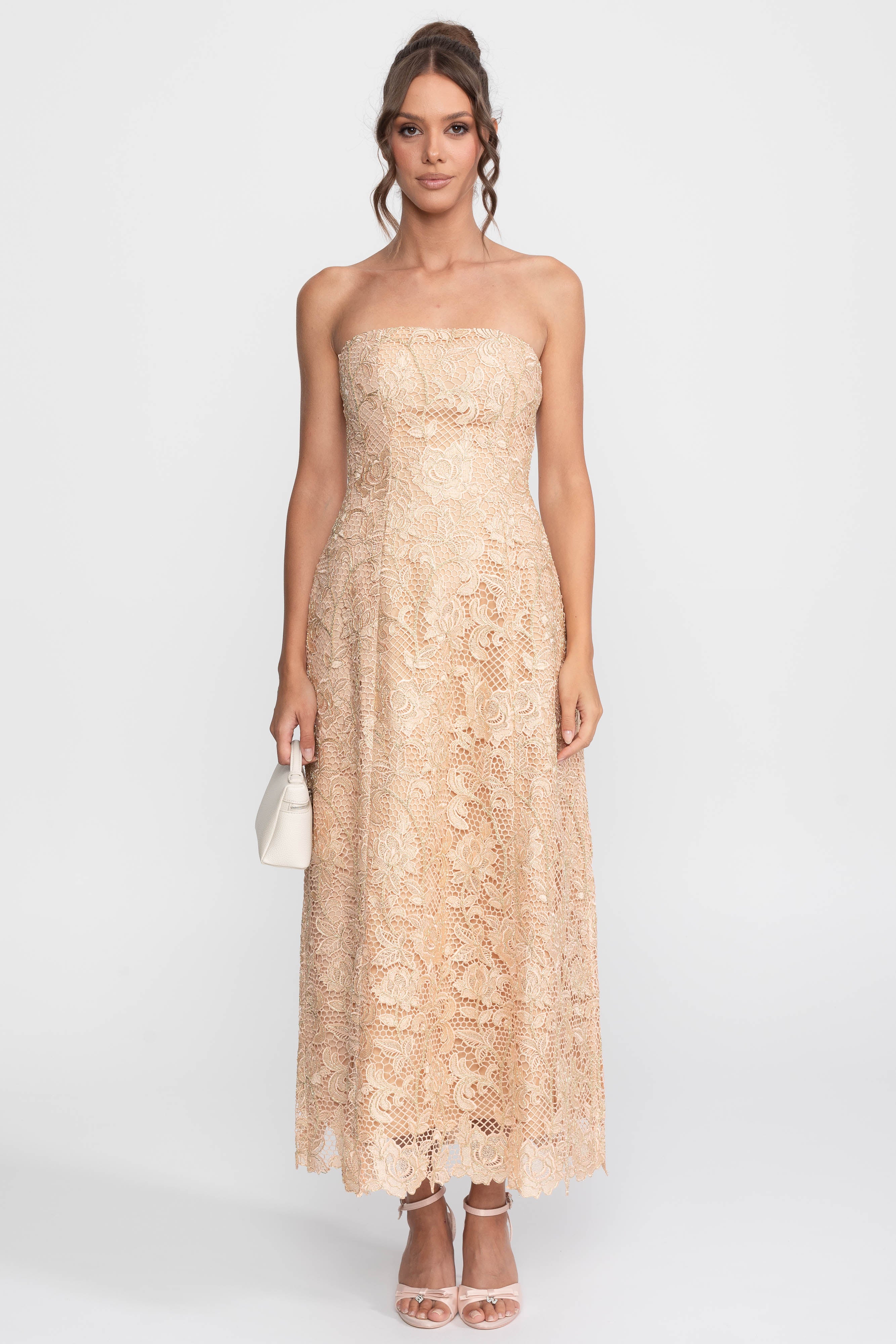 Schulterfreies Ballkleid aus floraler Spitze mit vollem A-Linien-Rock - Gold 