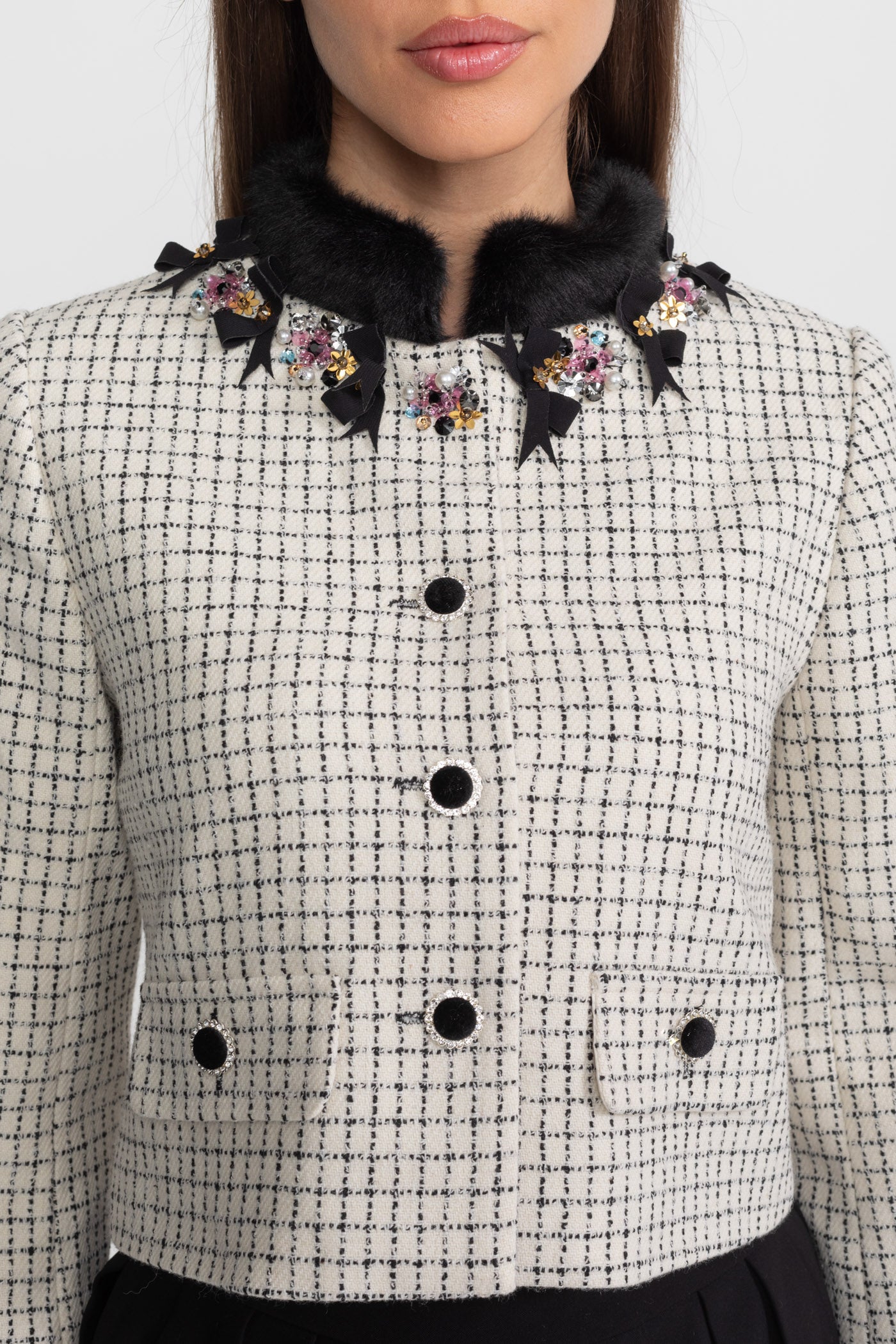 Textured Tweed Jacket with Embellished Fox Fur Collar – Ivoire & Black