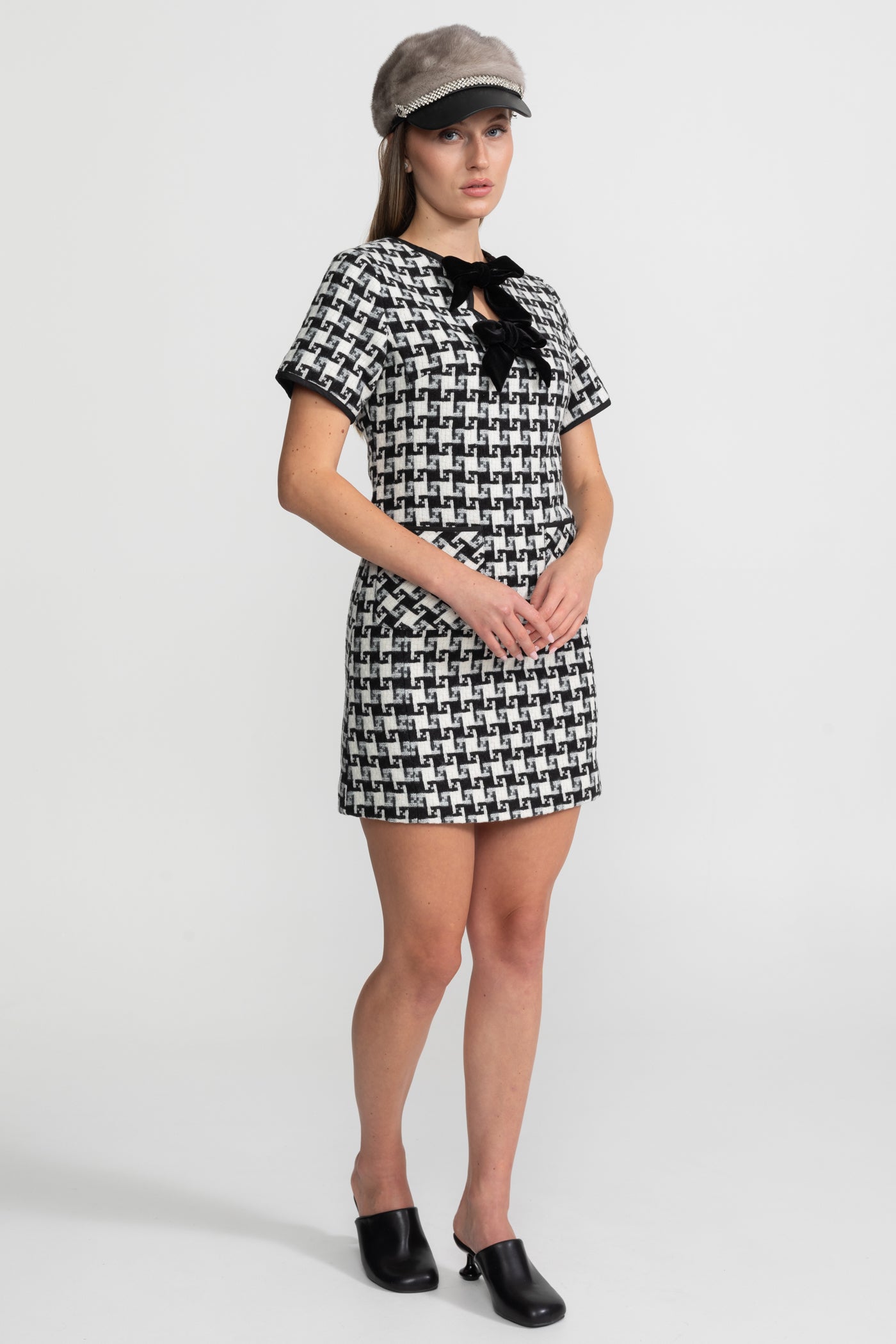 Velvet Bow Tweed Mini Dress With Check Pattern – Black And White