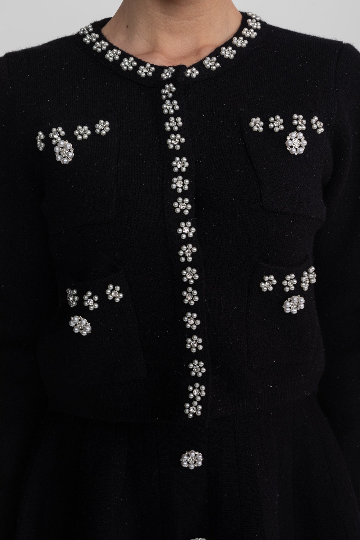 Strick-Co-Ord-Set mit langärmeligem Cardigan und passendem Minirock – Schwarz 