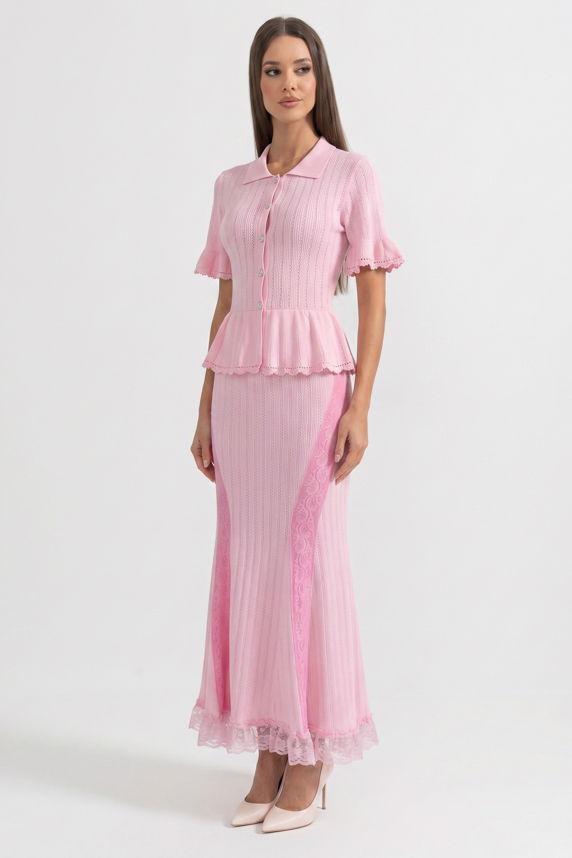 Strick-Maxikleid mit Peter-Pan-Kragen und Peplum mit Spitzensaum - Pink 
