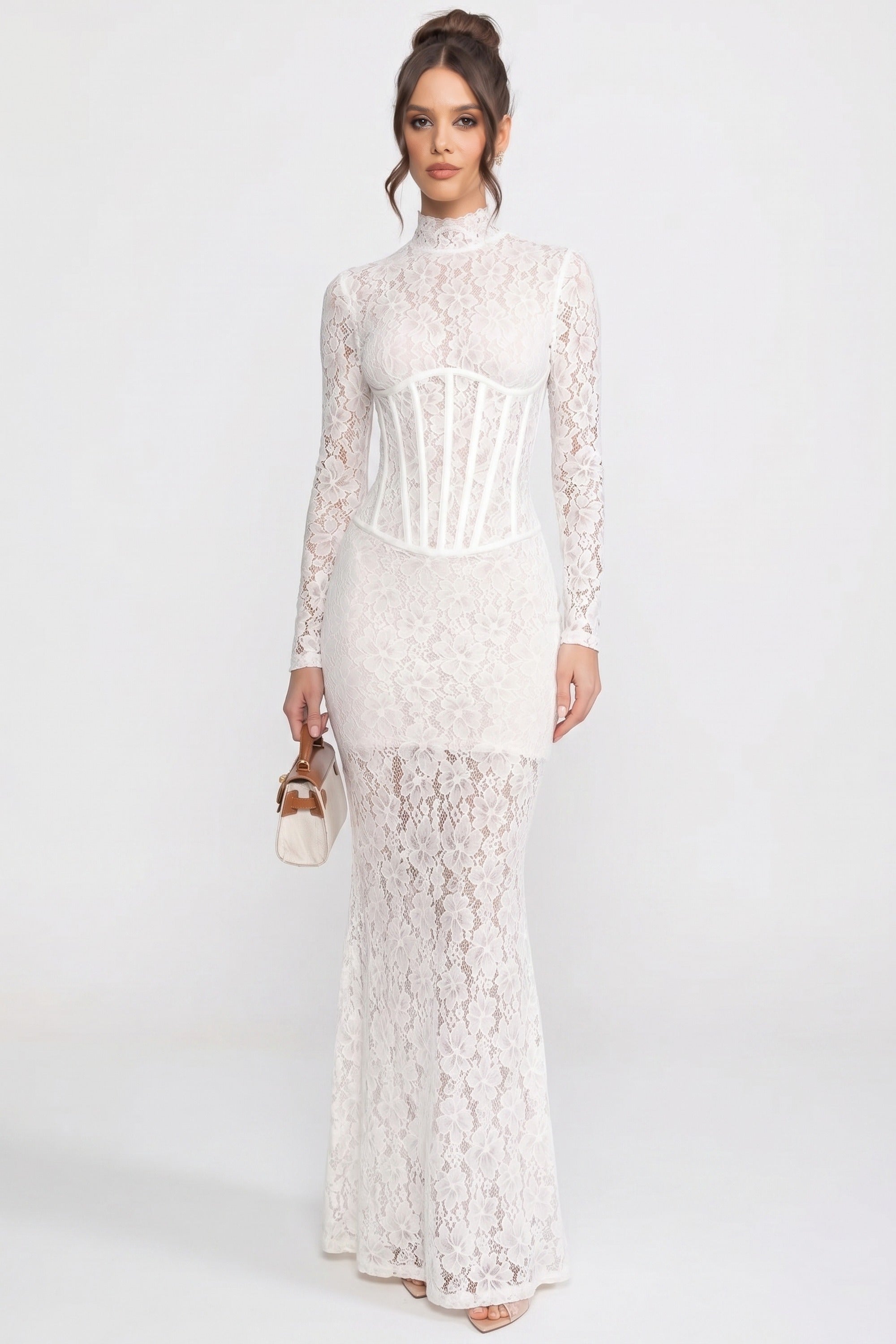 Langes Spitzen-Maxikleid mit hohem Kragen und langen Ärmeln in Column-Silhouette - Weiß 