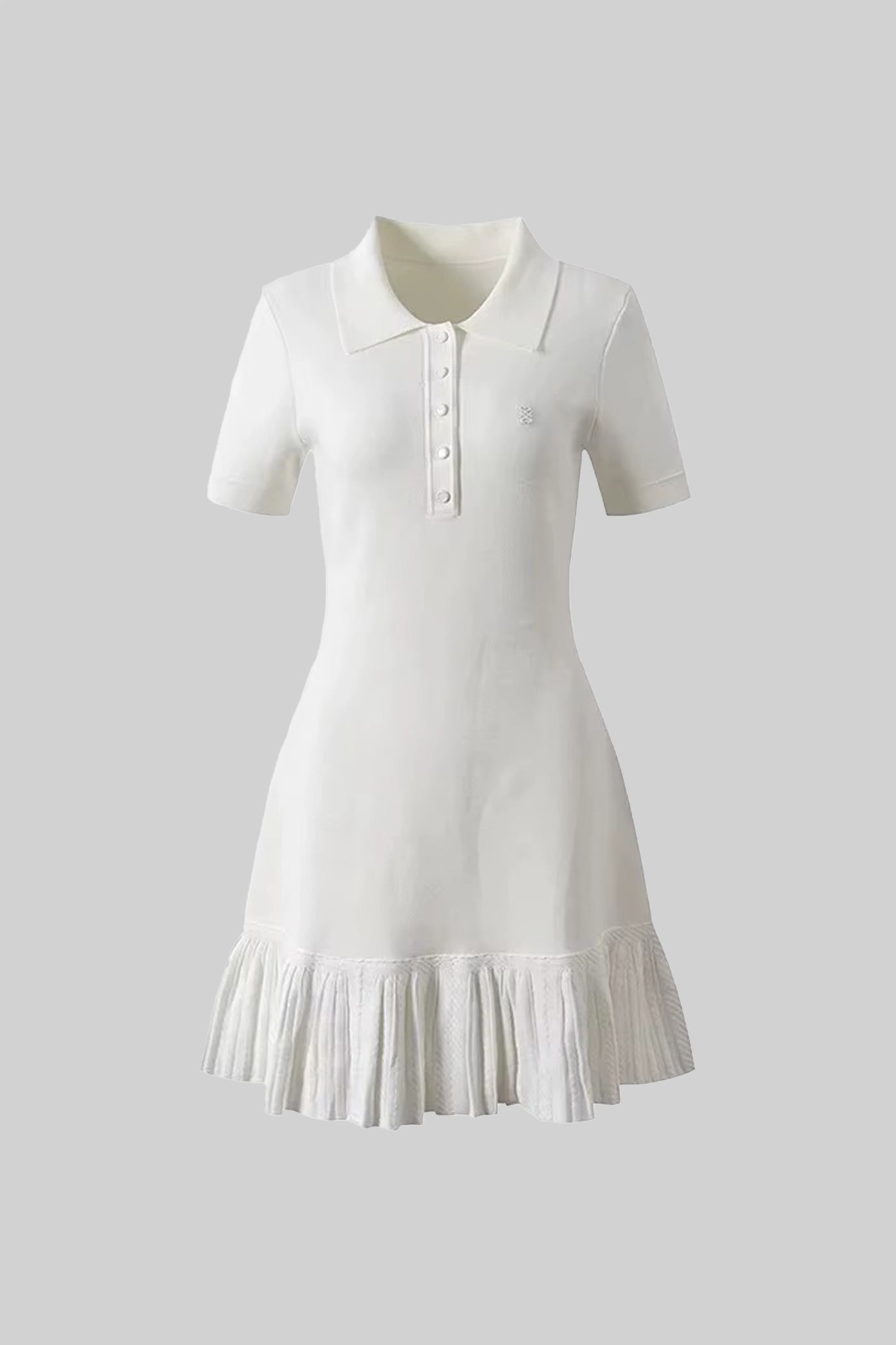 Kurzärmeliges Polo-Minikleid mit plissiertem Rüschensaum - Weiß 